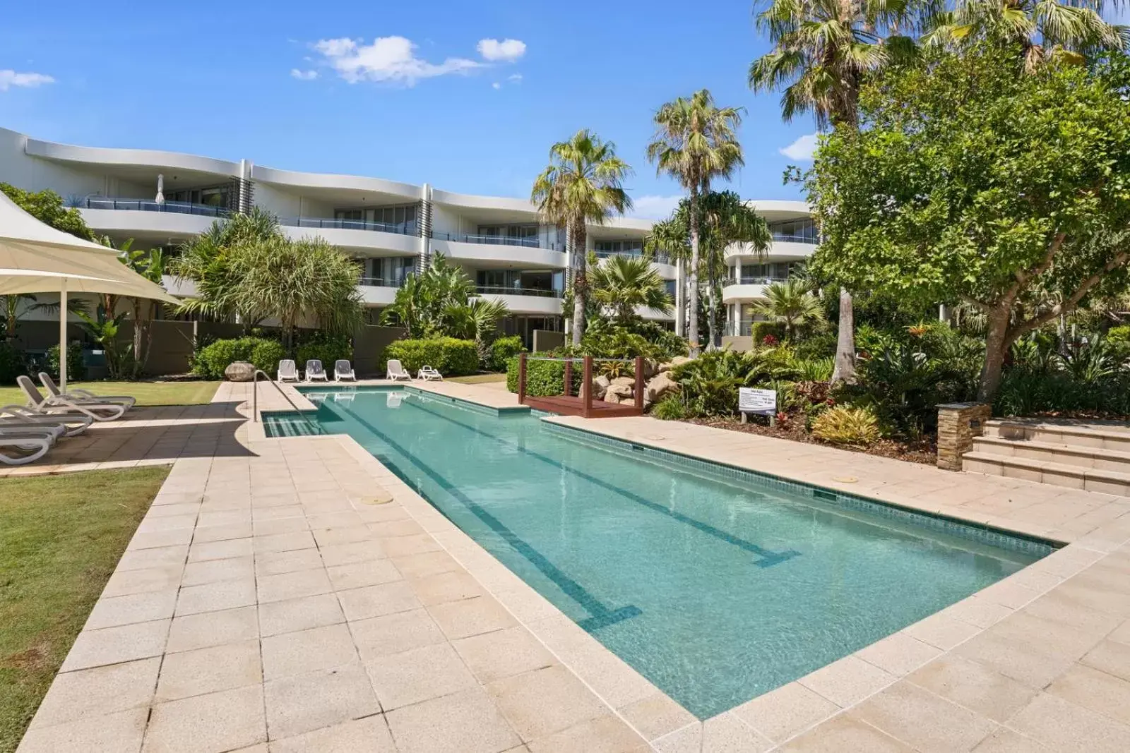 Swimming Pool in Cotton Beach Resort - Tweed Coast Holidays ®