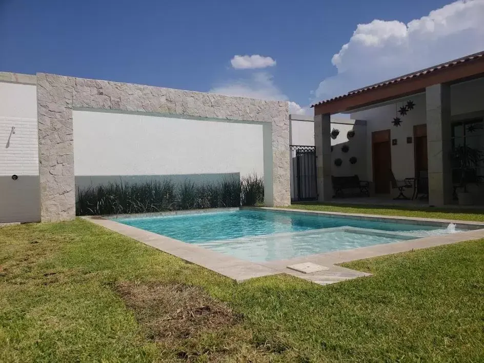 Swimming Pool in HOTEL PLAZA MATAMOROS