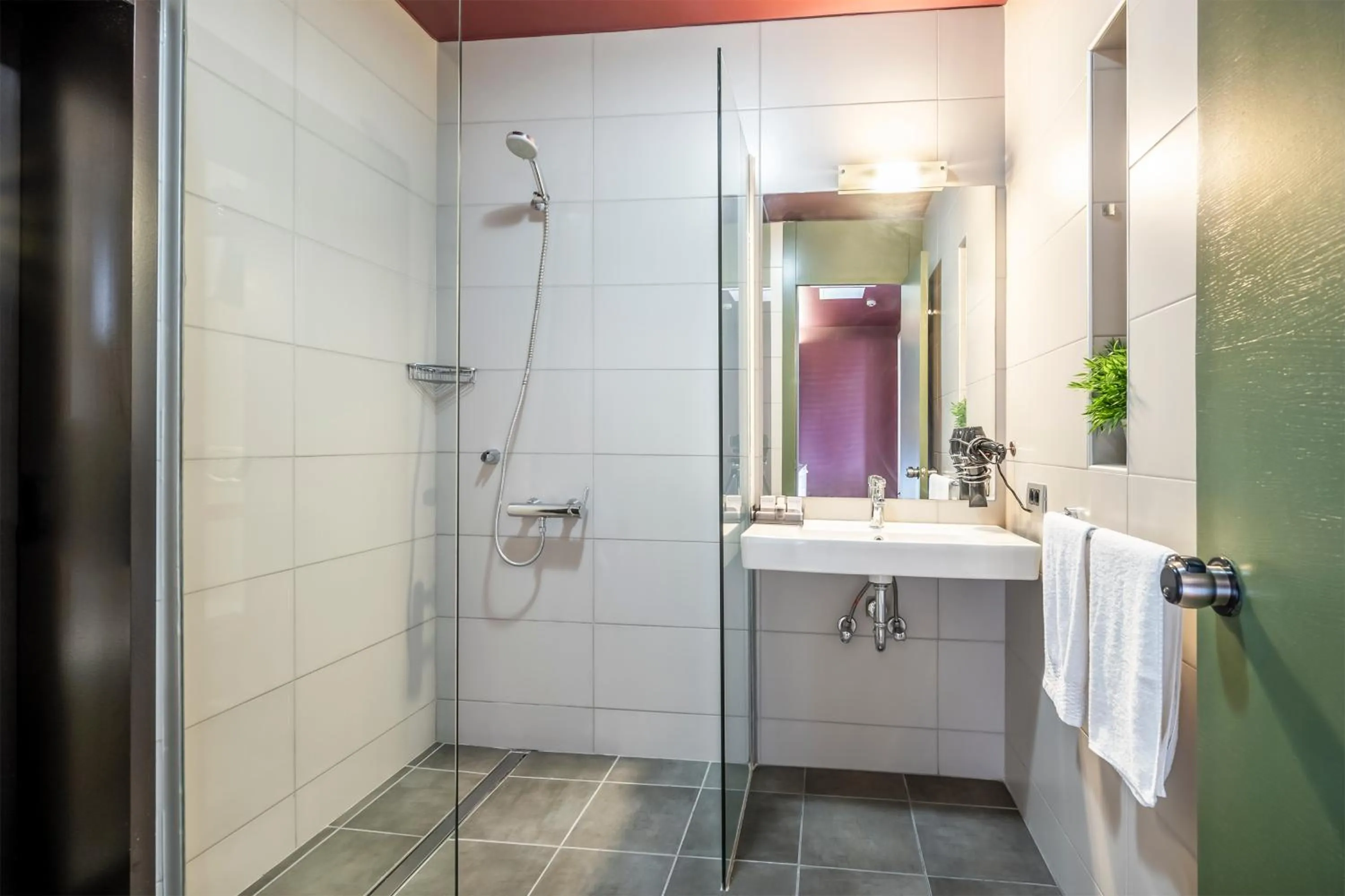 Bathroom in Ansen Hotel and Suites