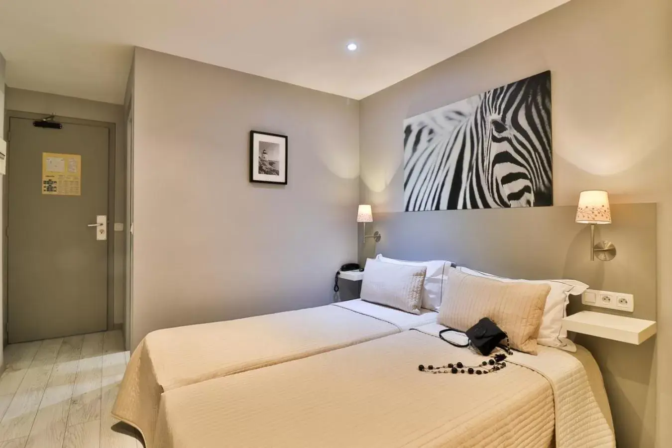 Bedroom, Bed in Hotel La Tuiliere