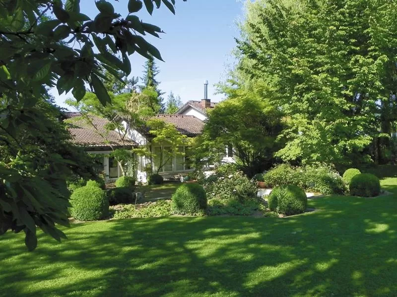 Property building in Landhaus Ettenbühl Bed and Breakfast