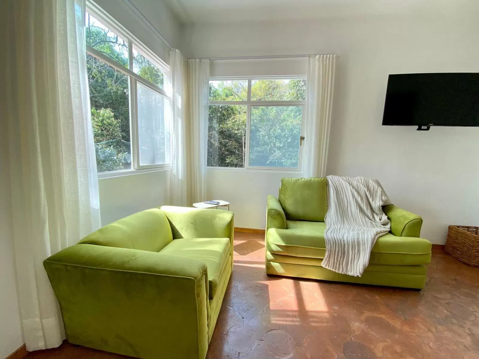 TV and multimedia, Seating Area in Hotel Cala Blanca Cuernavaca