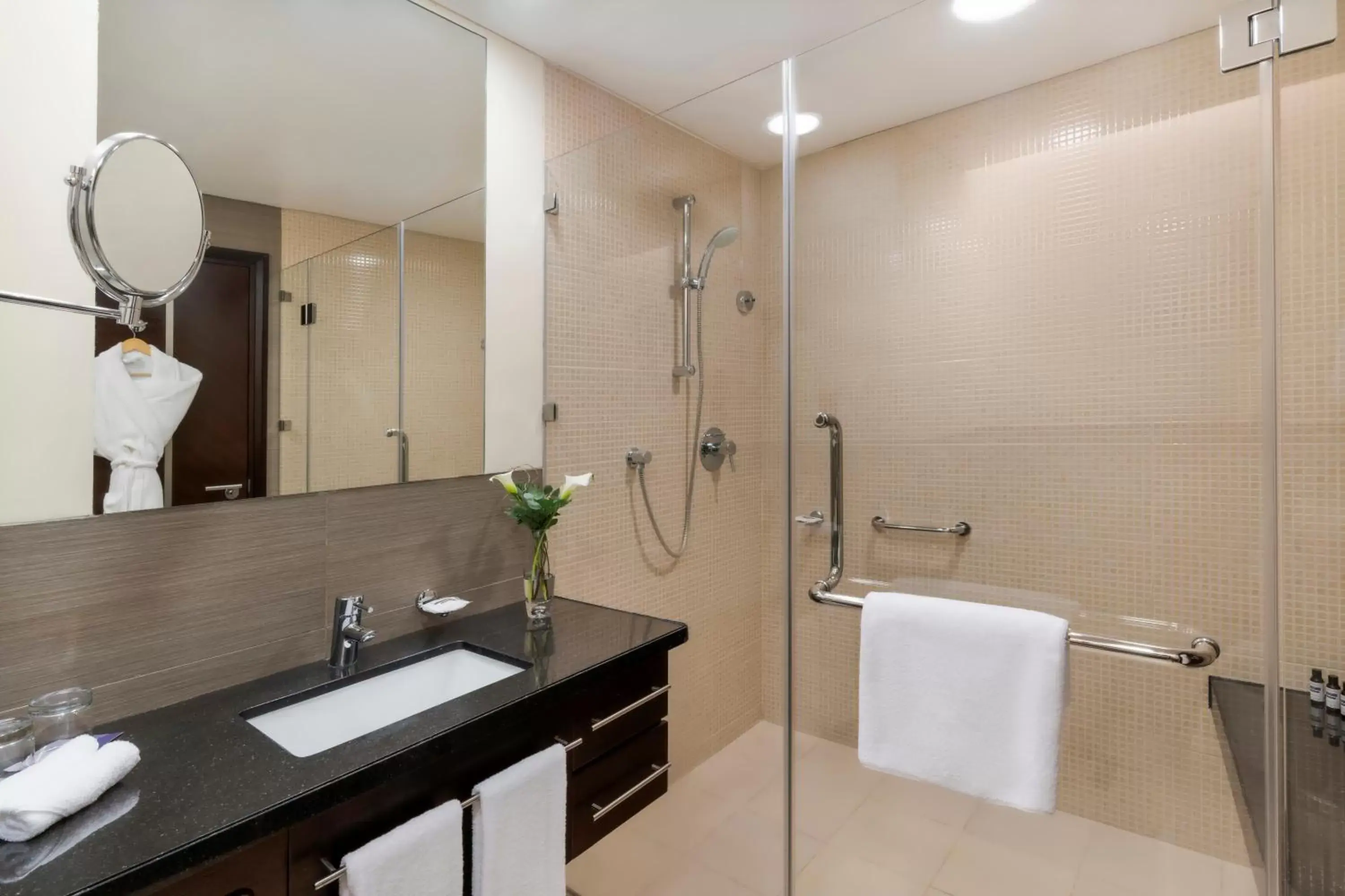 Shower, Bathroom in Hyatt Regency Oryx Doha