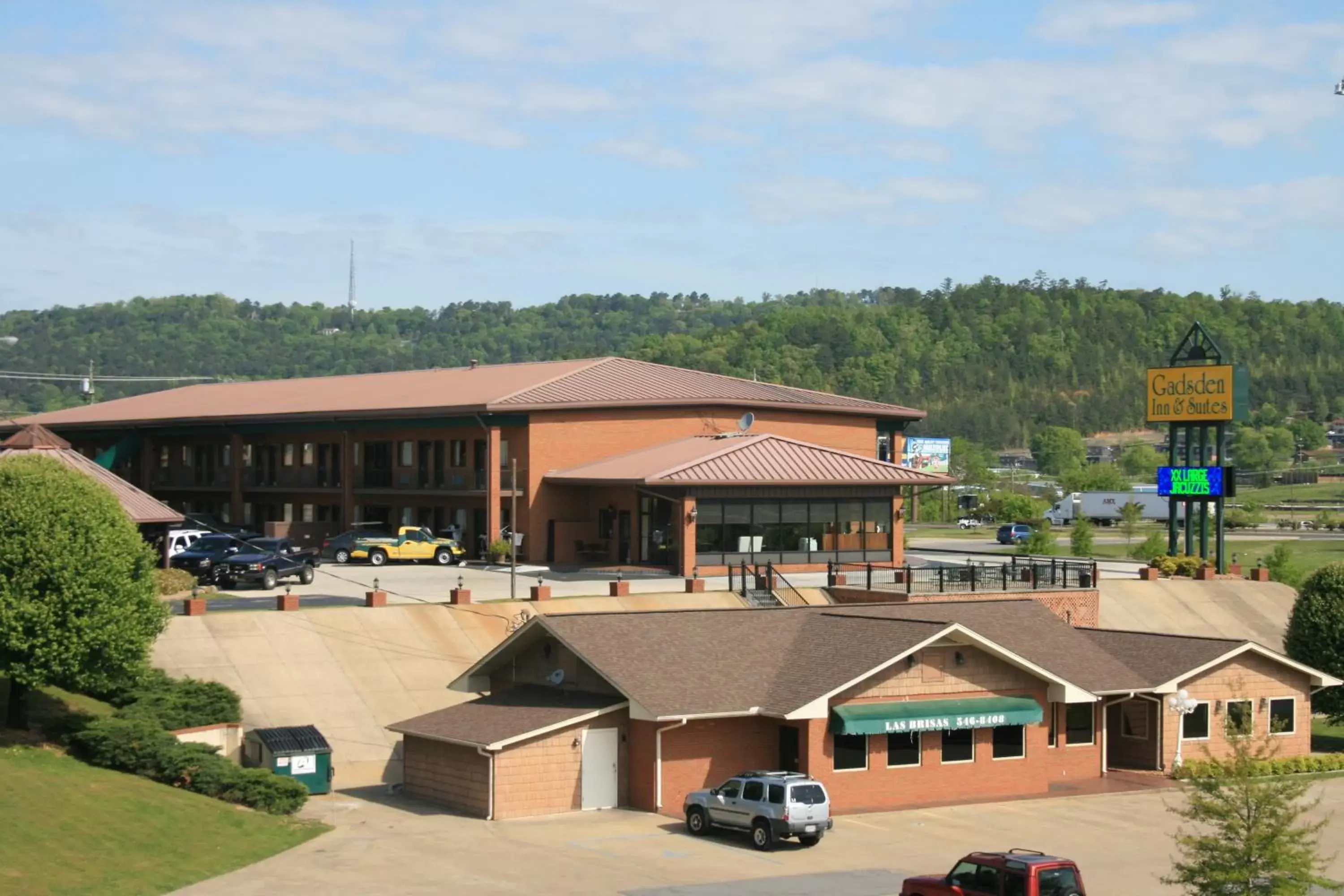 Dining area, Property Building in Gadsden Inn and Suites