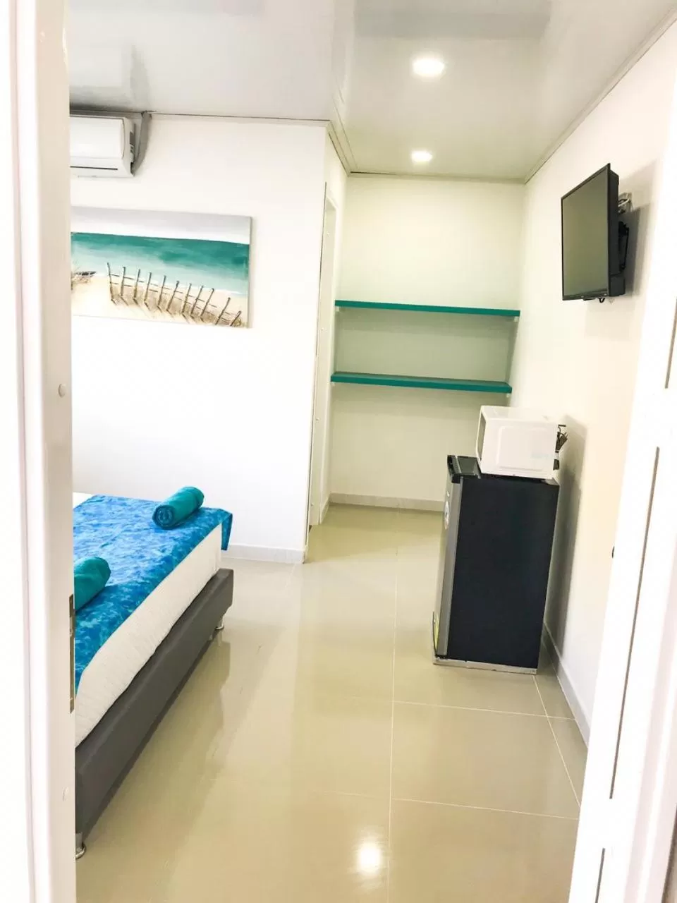 TV/Entertainment Center in Tropical Breeze Aeropuerto