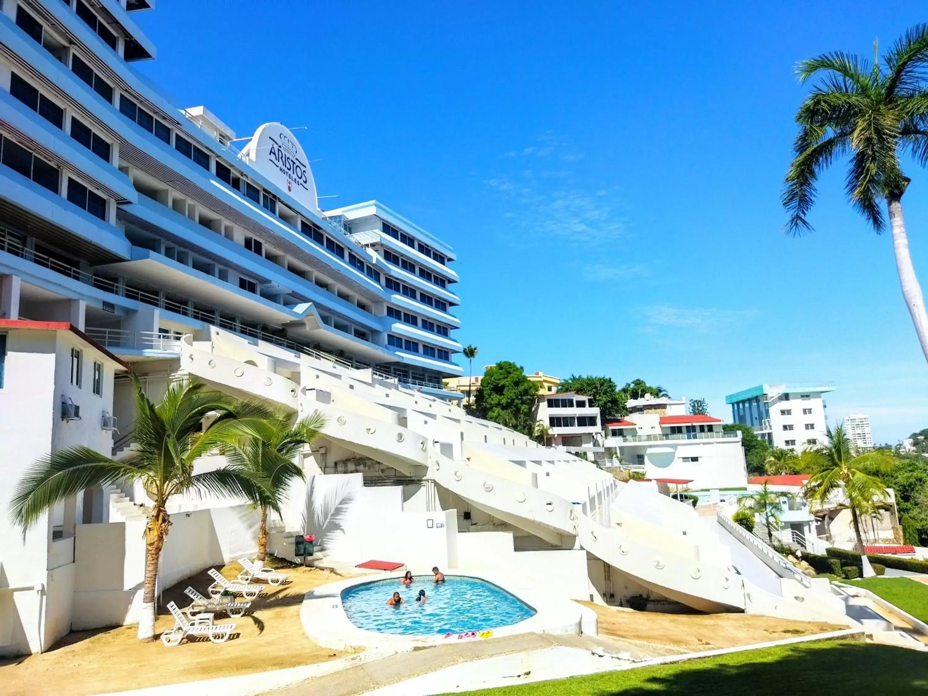 Property building in Hotel Aristos Acapulco