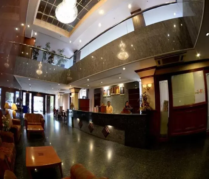 Lobby/Reception in Kawan Hotel