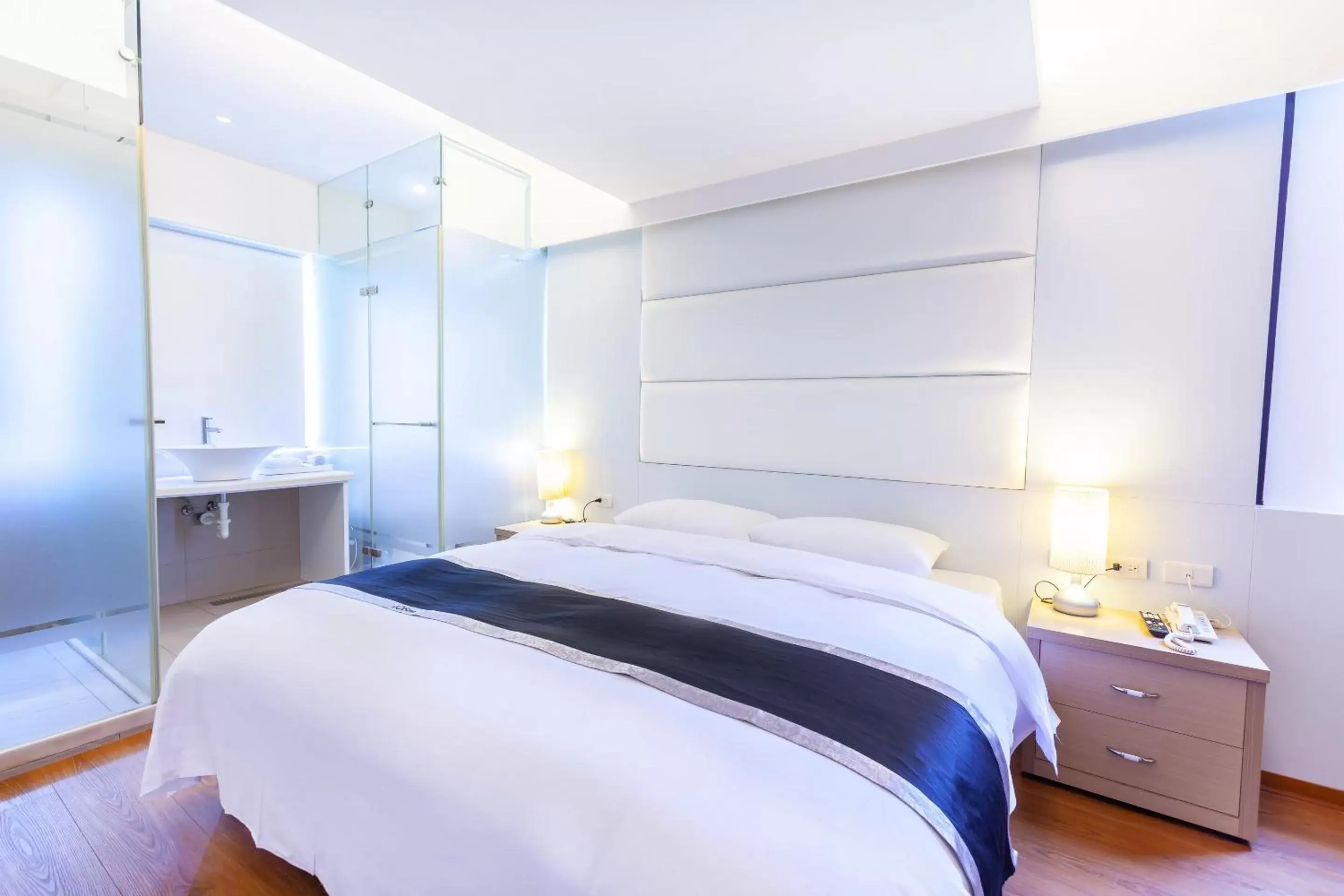 Photo of the whole room, Bed in Stay Inn 2 Photo of the whole room, Bed in Stay Inn 2