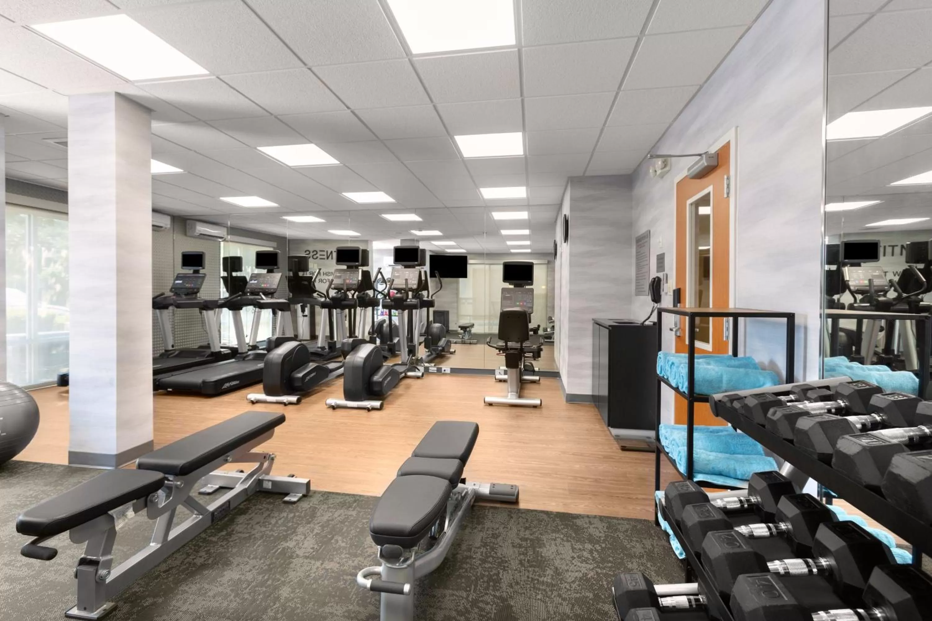 Fitness centre/facilities in Fairfield Inn & Suites Elizabeth City