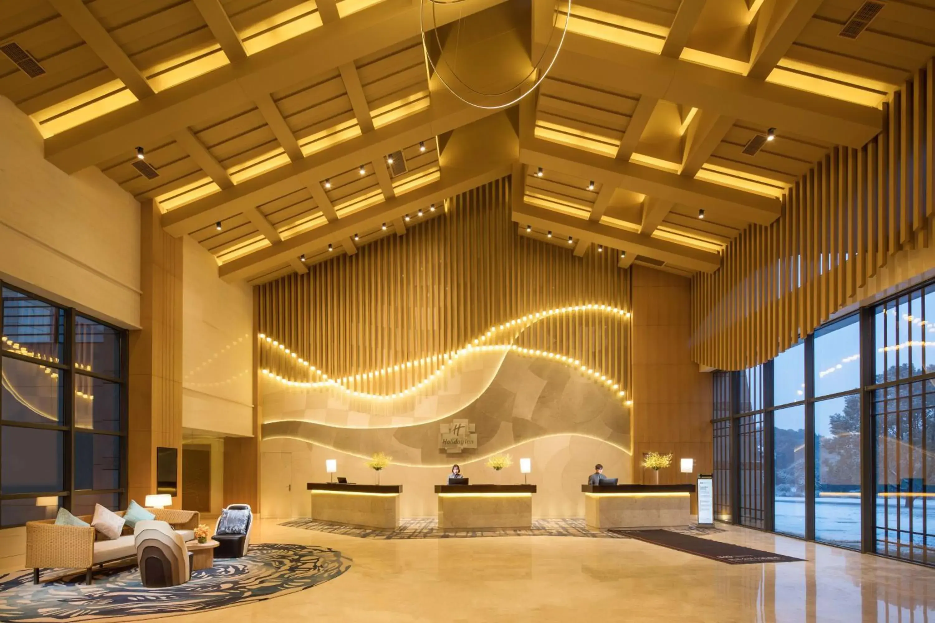 Property building in Holiday Inn Kunshan Huaqiao, an IHG Hotel