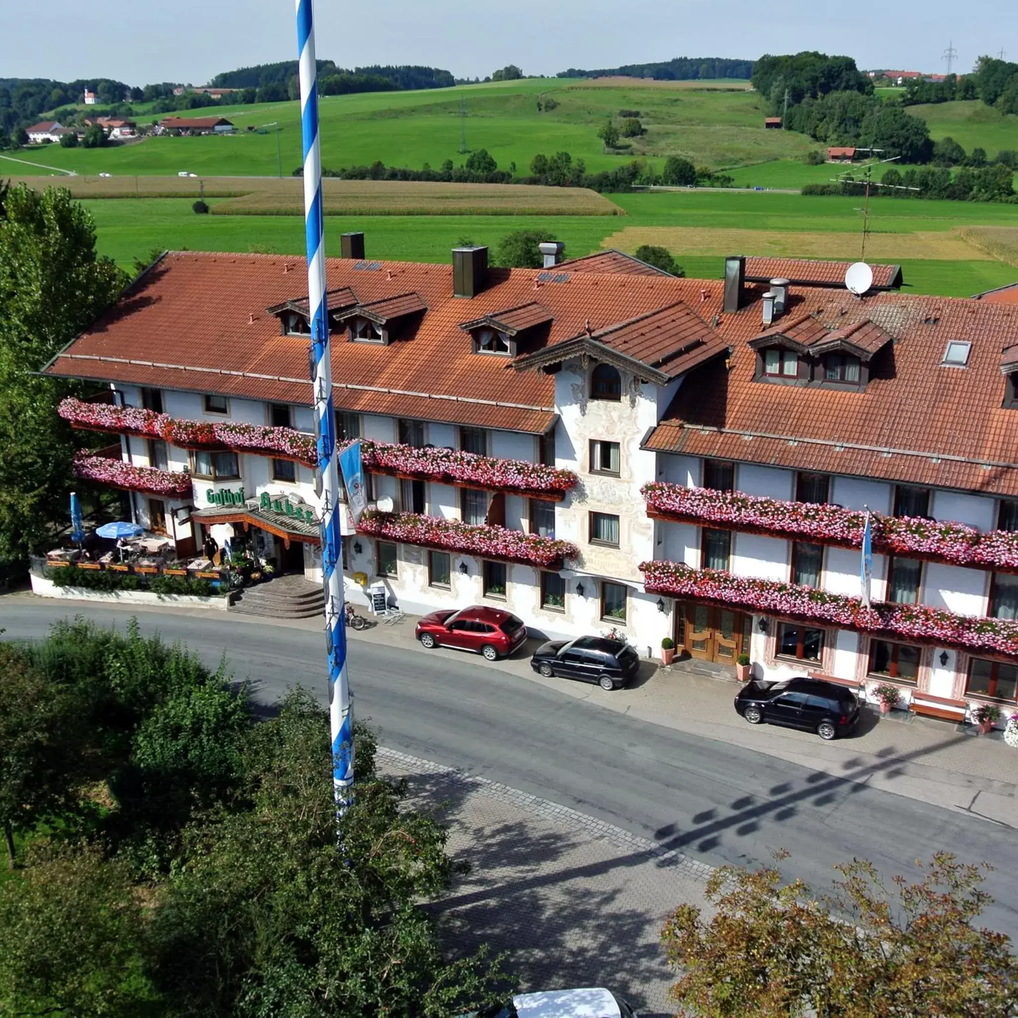 Facade/entrance, Bird's-eye View in Hotel-Gasthof Huber