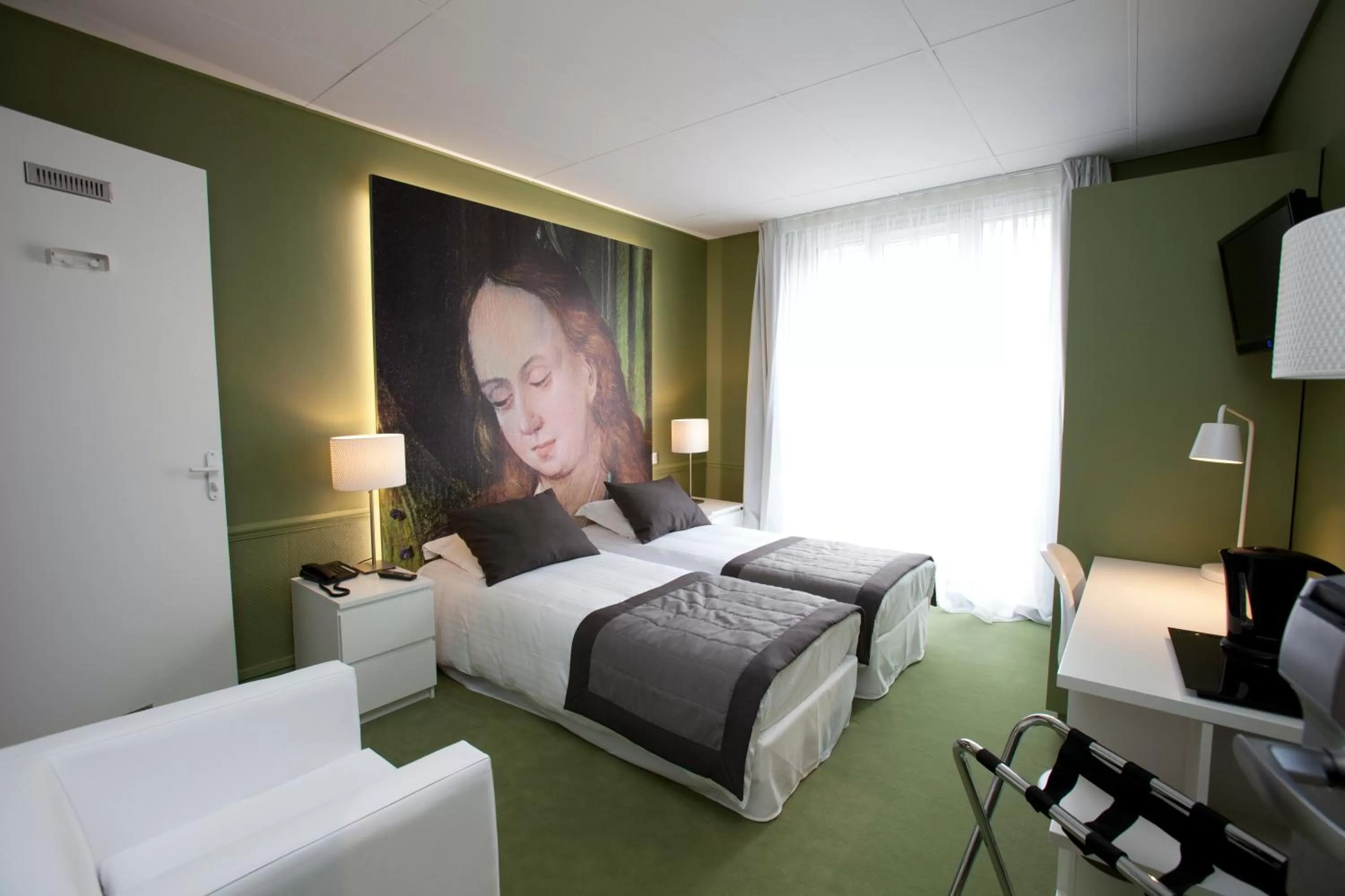 Standard Twin Room in Hôtel Cecyl Reims Centre