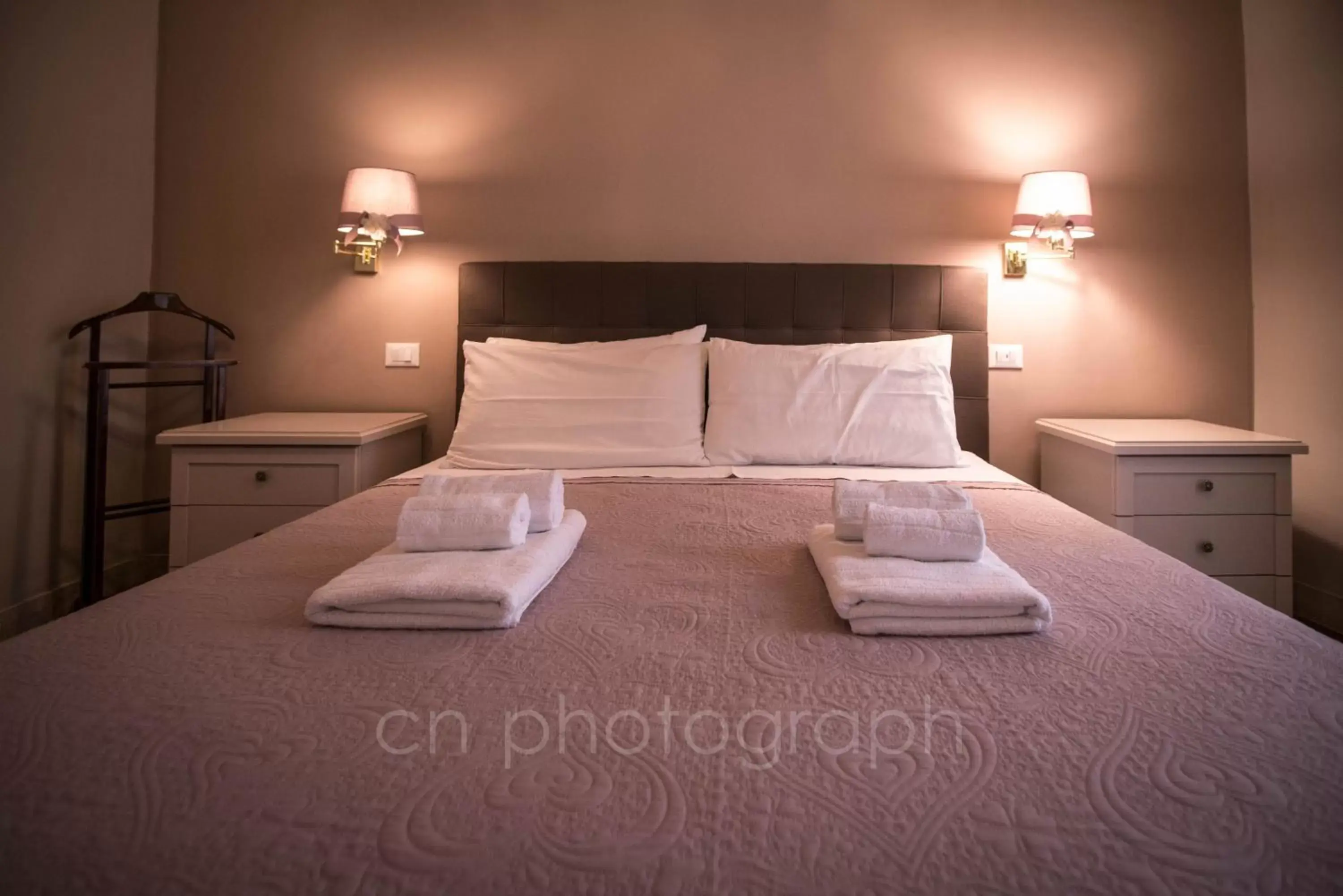 Bed in La Dimora del Falconiere - Luxury Suites