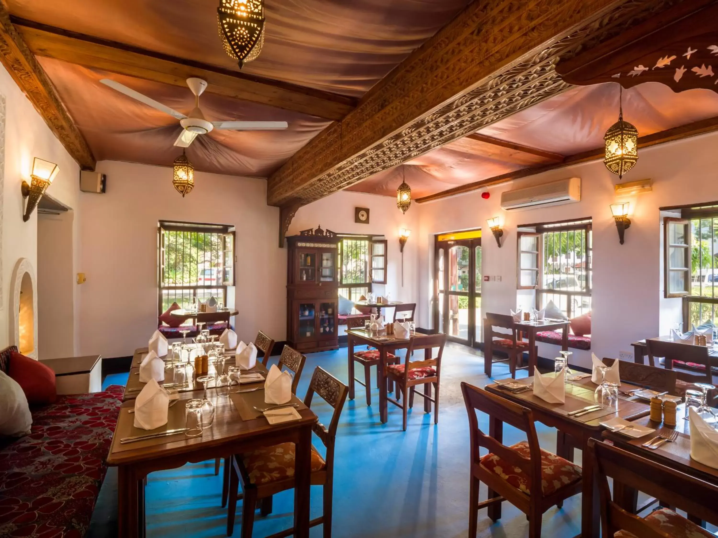 Restaurant/Places to Eat in Beyt Al Salaam