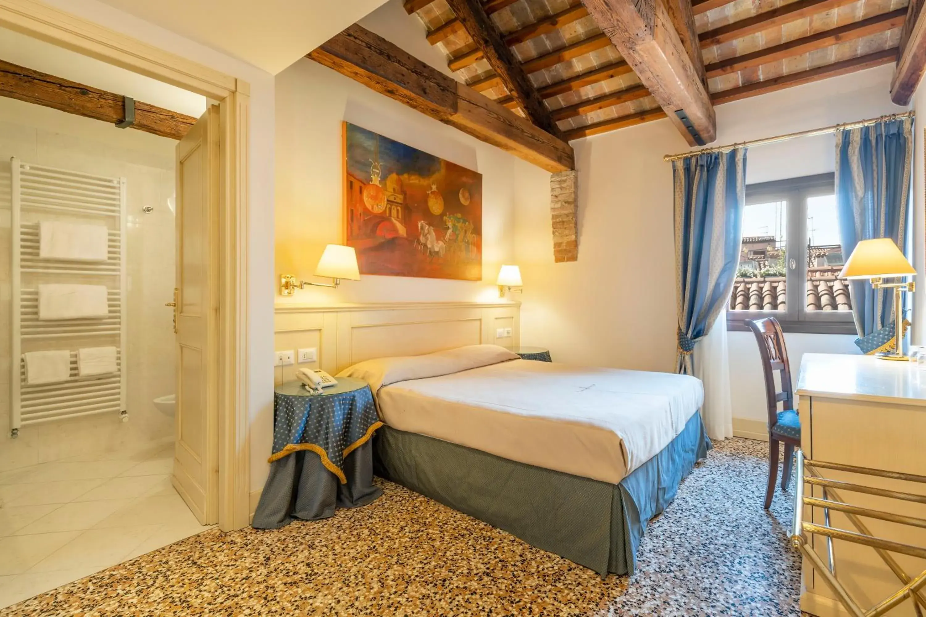 Bedroom, Bed in Hotel Bella Venezia