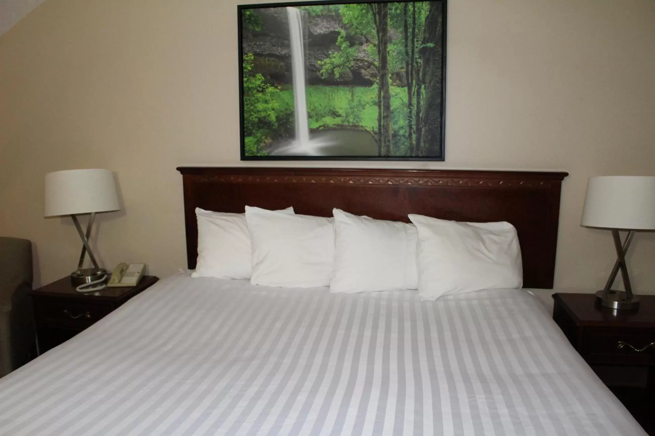 Bed in Ramada by Wyndham Campbell River