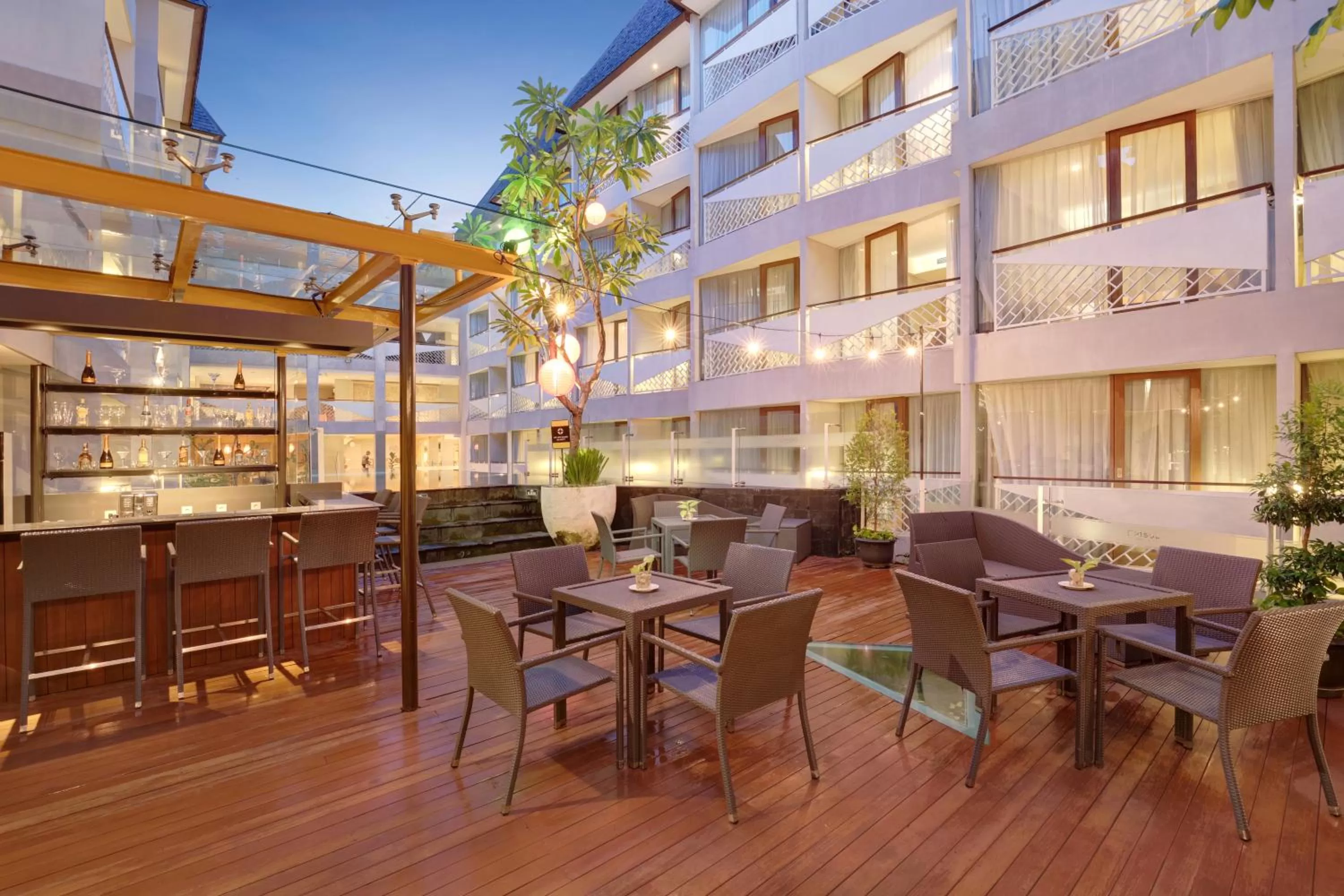 Restaurant/places to eat in Episode Kuta Bali