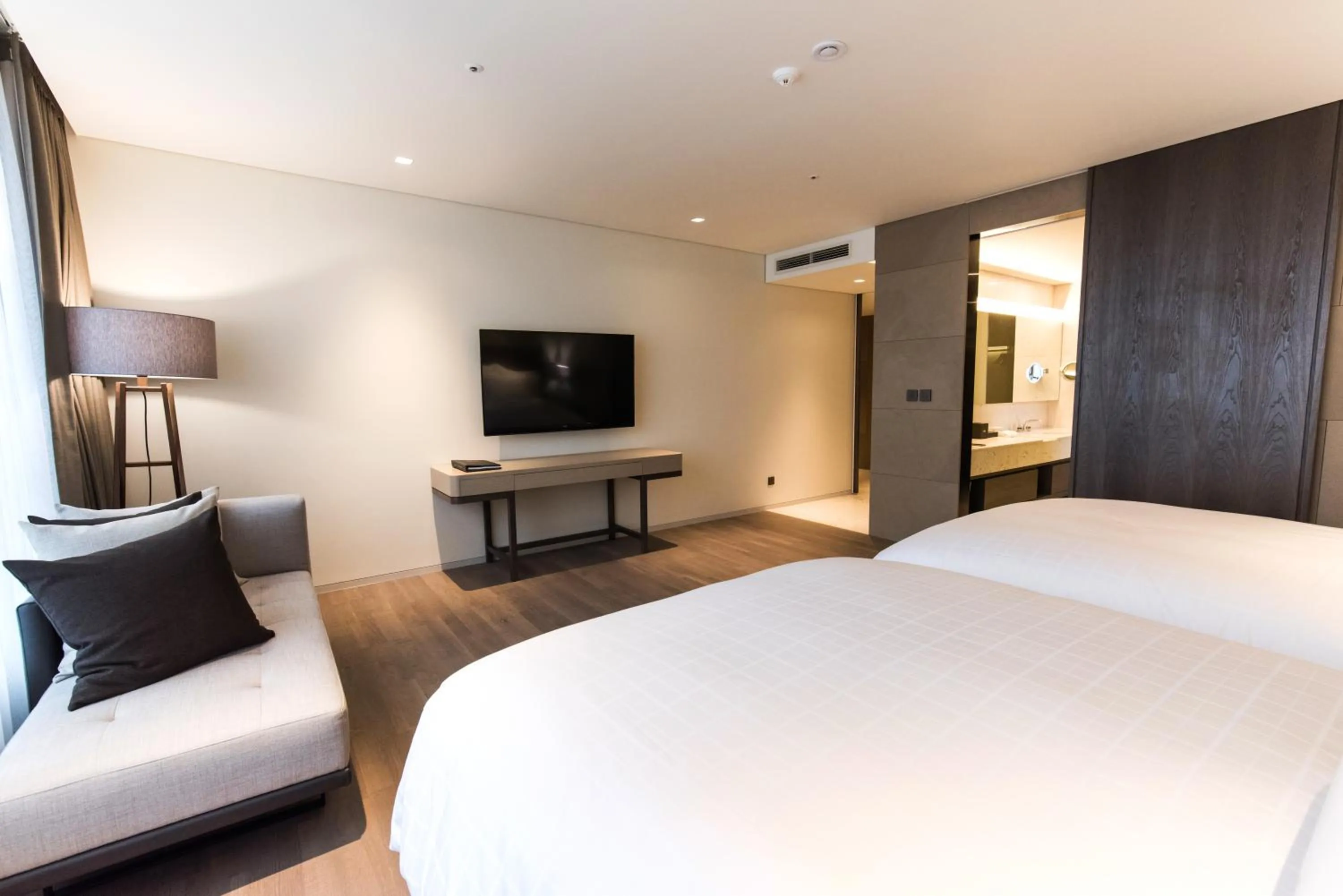 Bedroom, Bed in Hotel Nanta Jeju