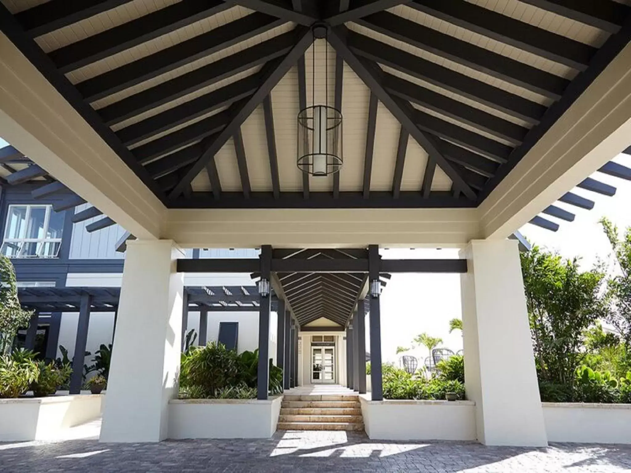 Facade/entrance in The Island House