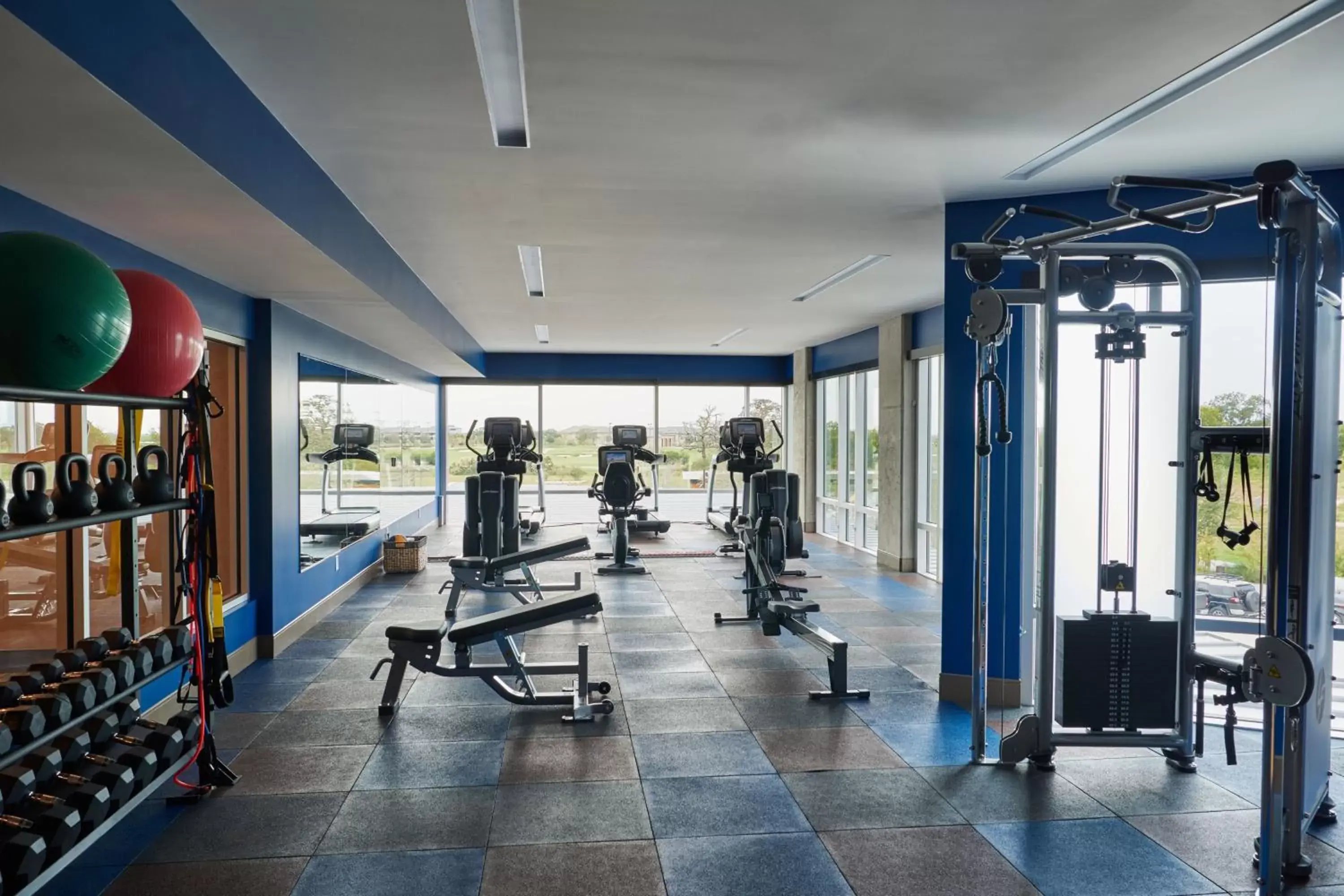Fitness centre/facilities, Fitness Center/Facilities in The Stella Hotel, Autograph Collection
