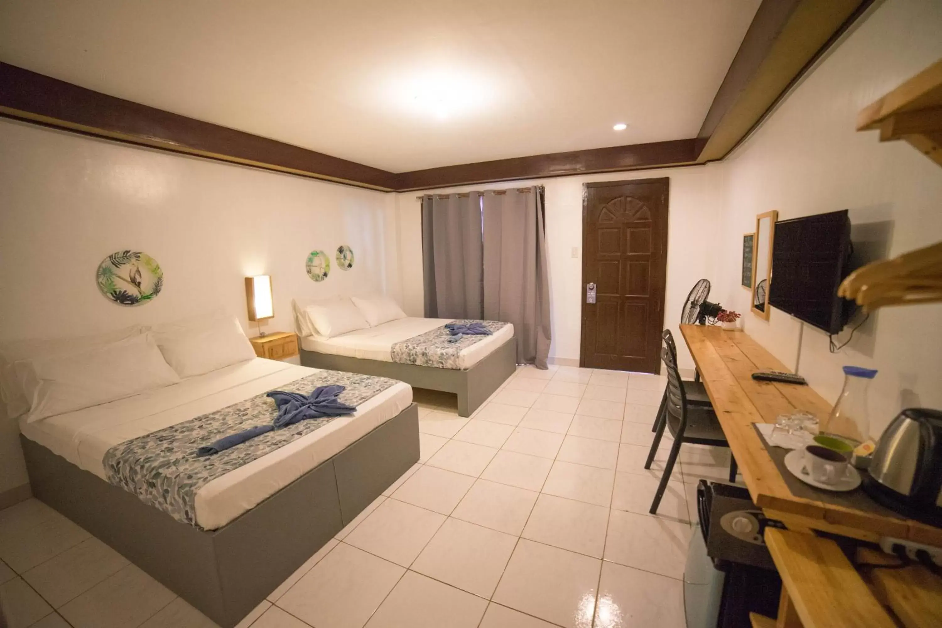 Photo of the whole room, Bed in La Sirenita Photo of the whole room, Bed in La Sirenita