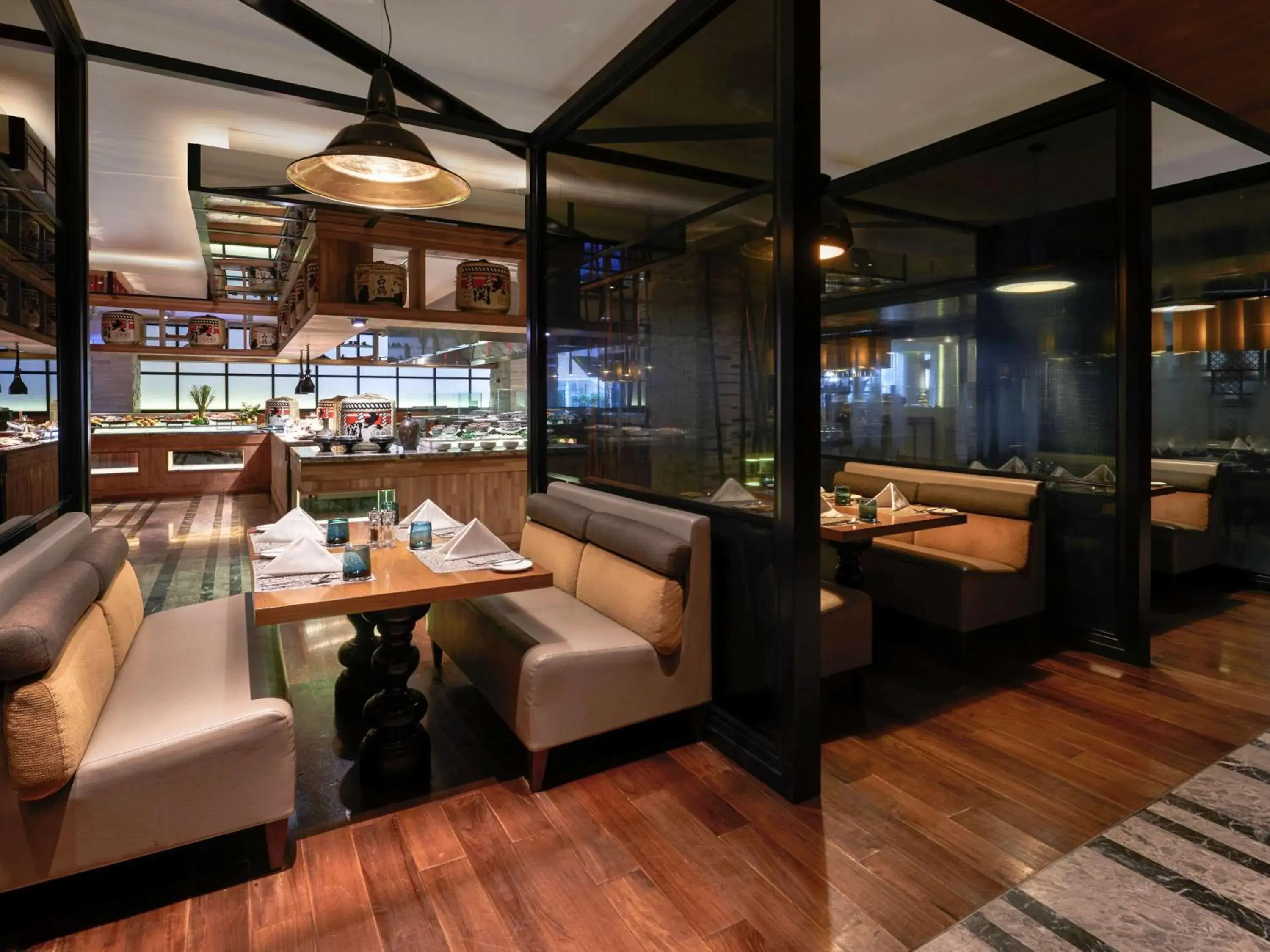 Restaurant/Places to Eat in Pullman Jakarta Indonesia