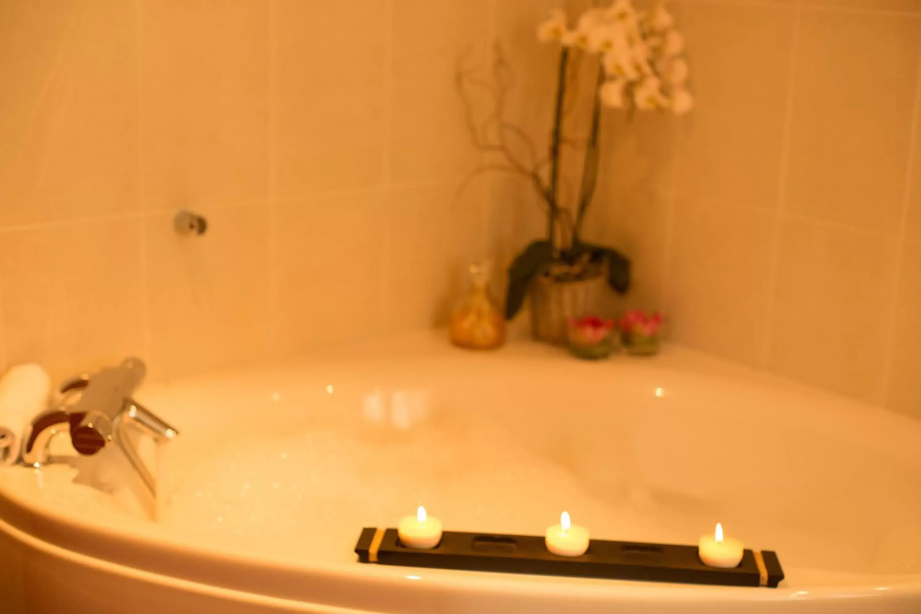 Decorative detail, Bathroom in Hotel Balmoral Dinard