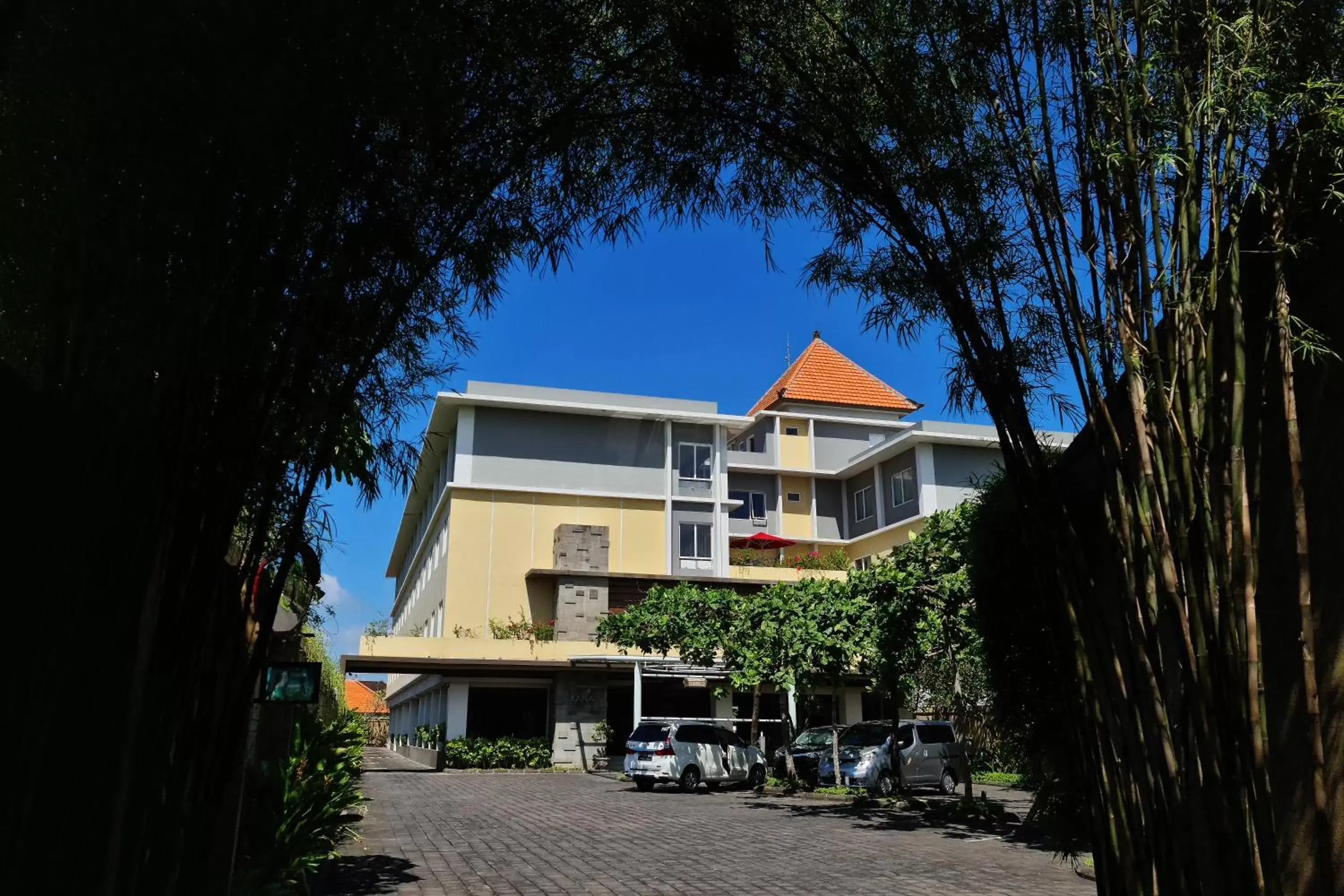 Property Building in The Kana Kuta Hotel