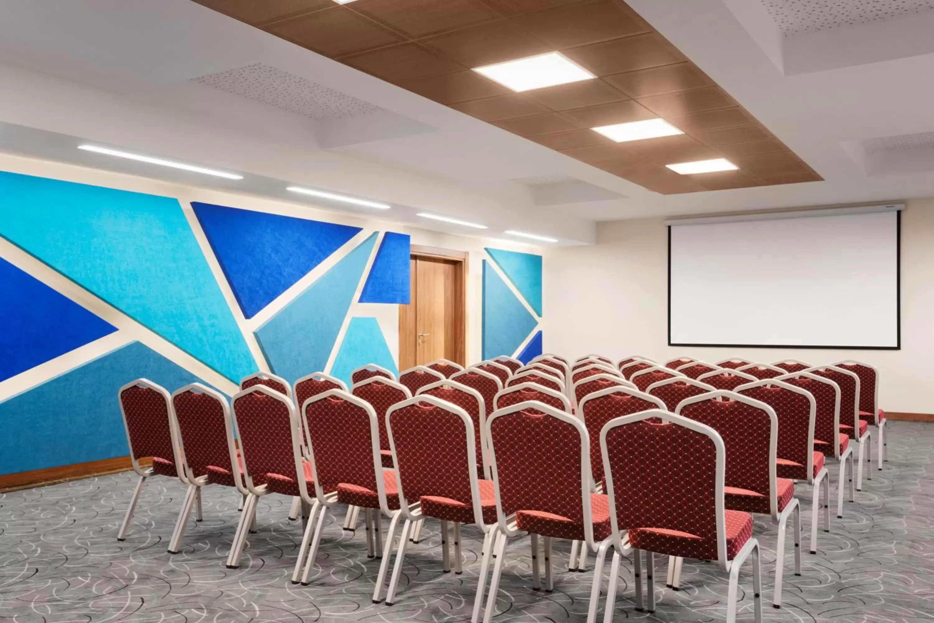 Meeting/conference room in Ramada by Wyndham Diyarbakir