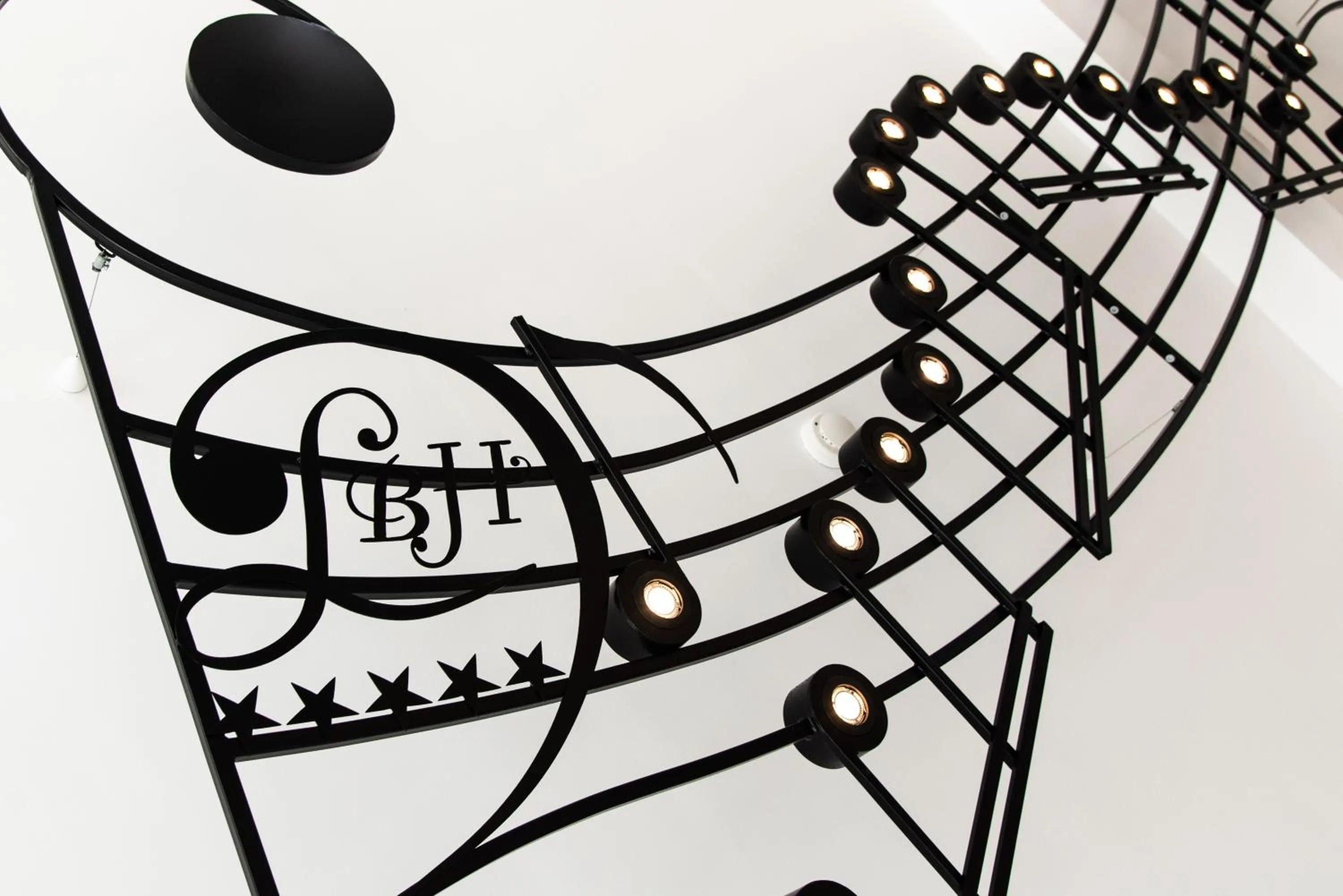 Communal lounge/ TV room in Ludwig Boutique Hotel & Spa