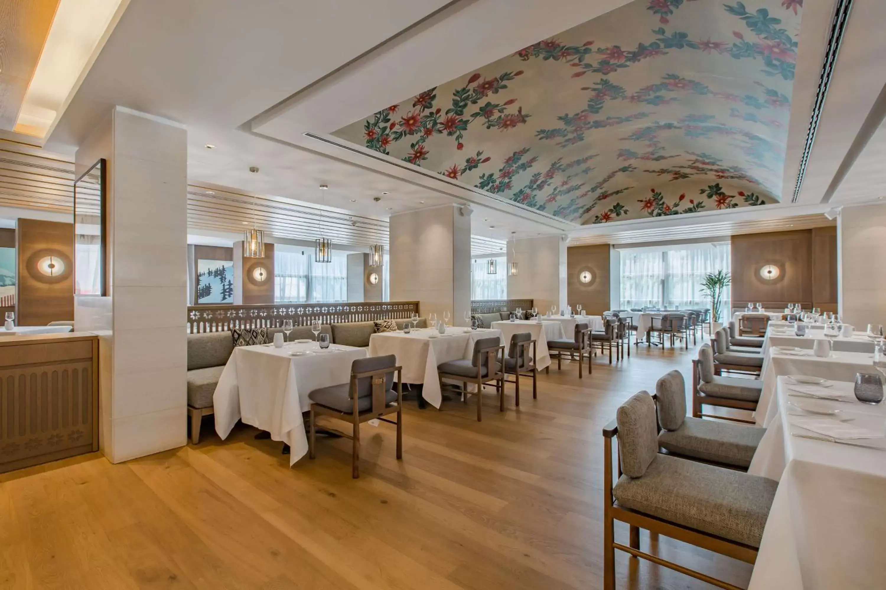 Restaurant/Places to Eat in Grand Hotel Savoia Cortina d'Ampezzo, A Radisson Collection Hotel