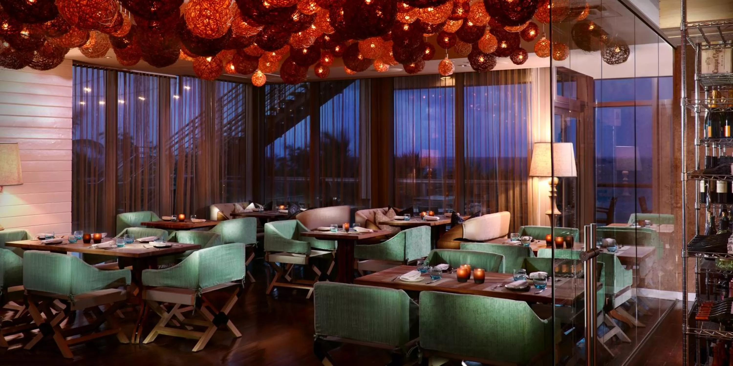 Restaurant/places to eat in Sole Miami, A Noble House Resort