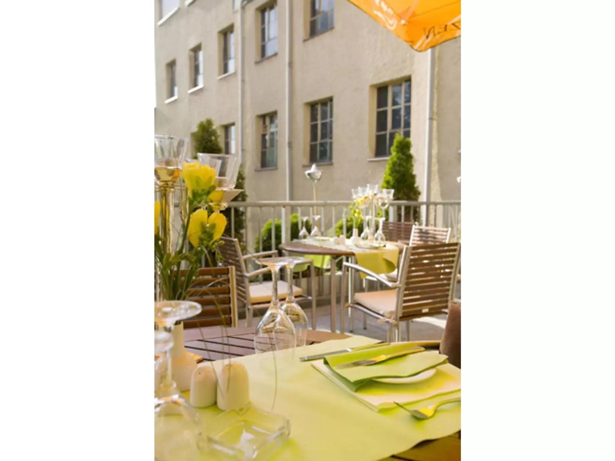 Balcony/Terrace in SORAT Insel-Hotel Regensburg