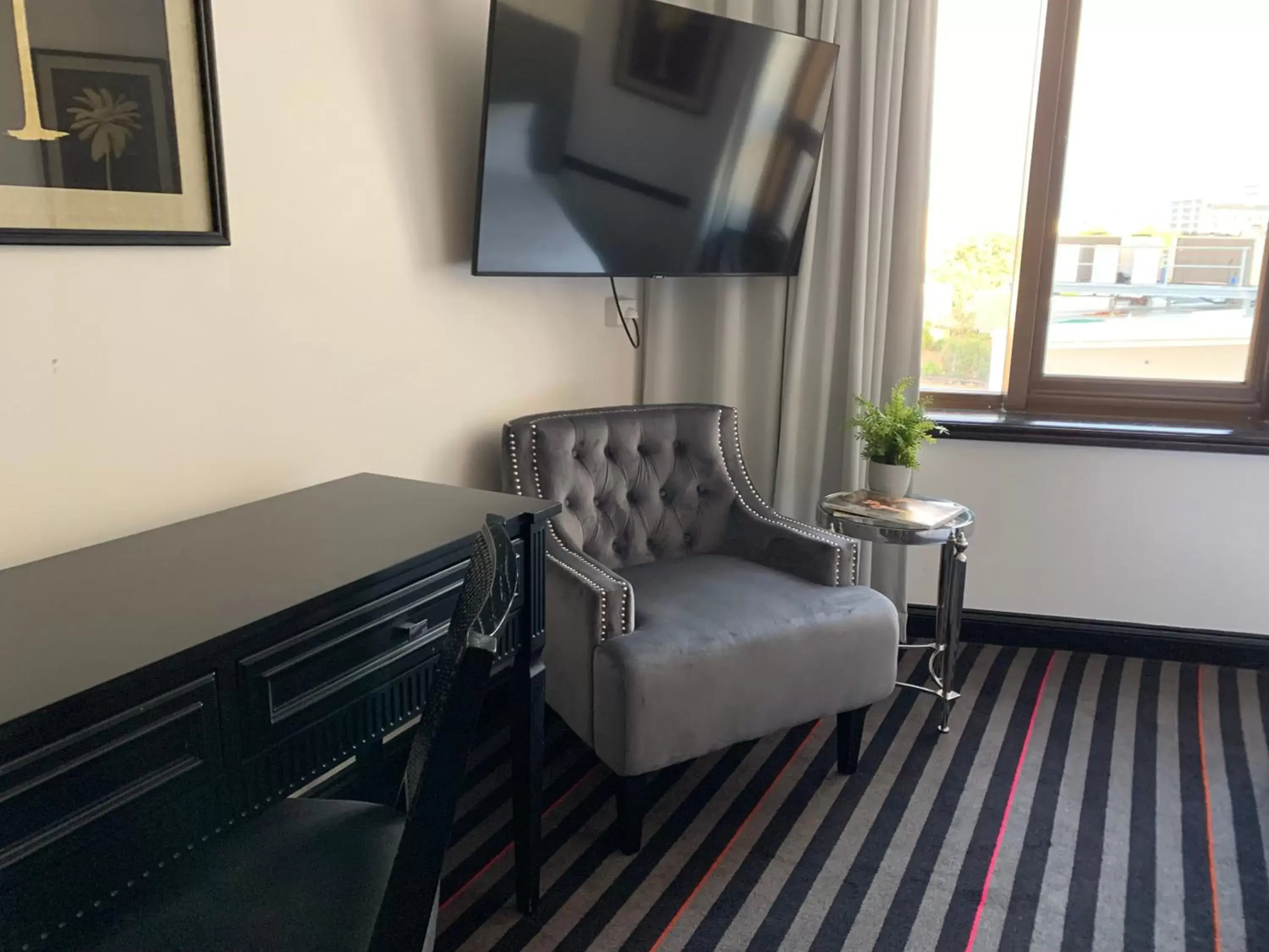 TV and multimedia, Seating Area in Rydges Southbank Townsville