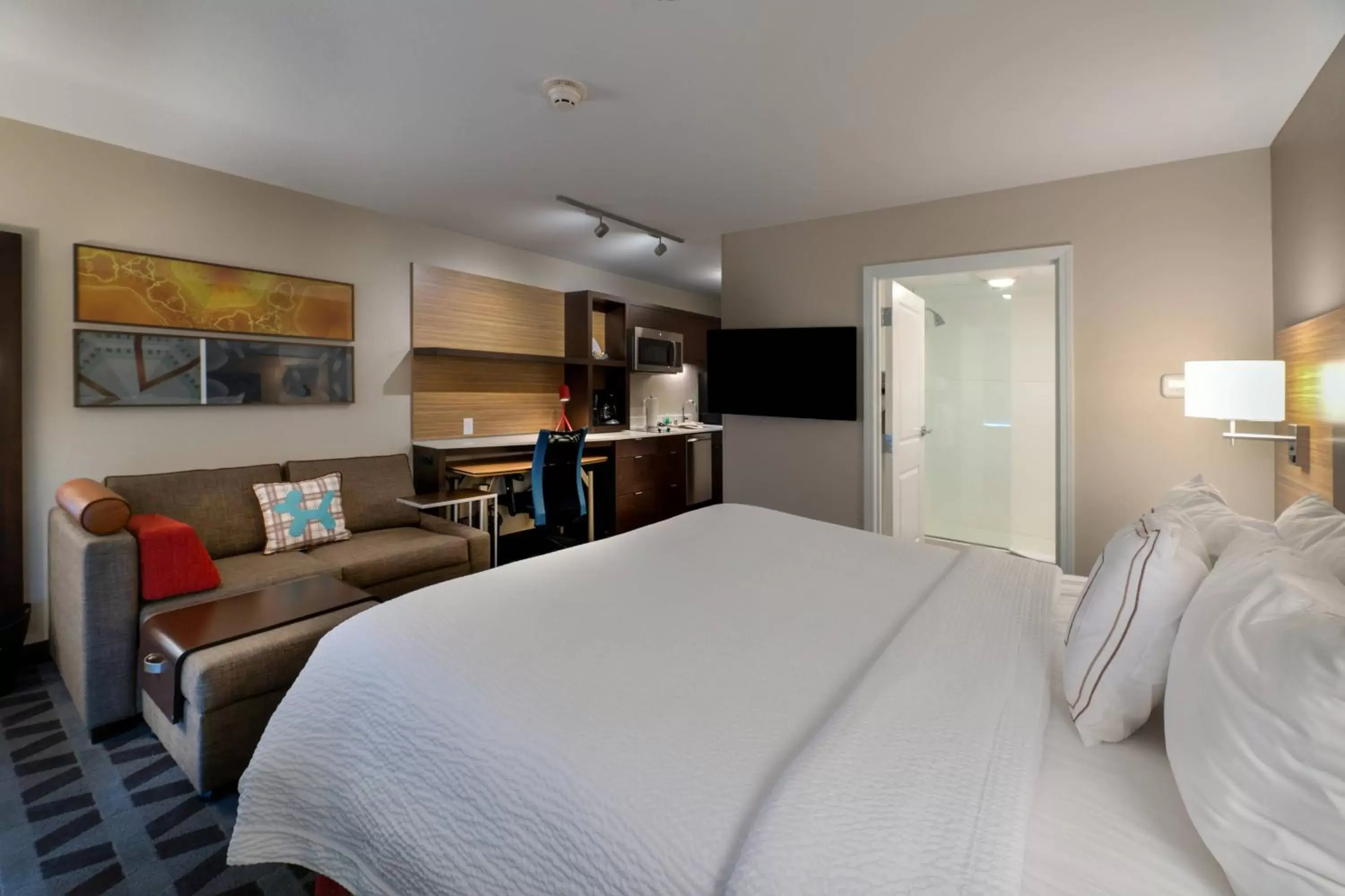 Bedroom in TownePlace Suites by Marriott Milwaukee Oak Creek