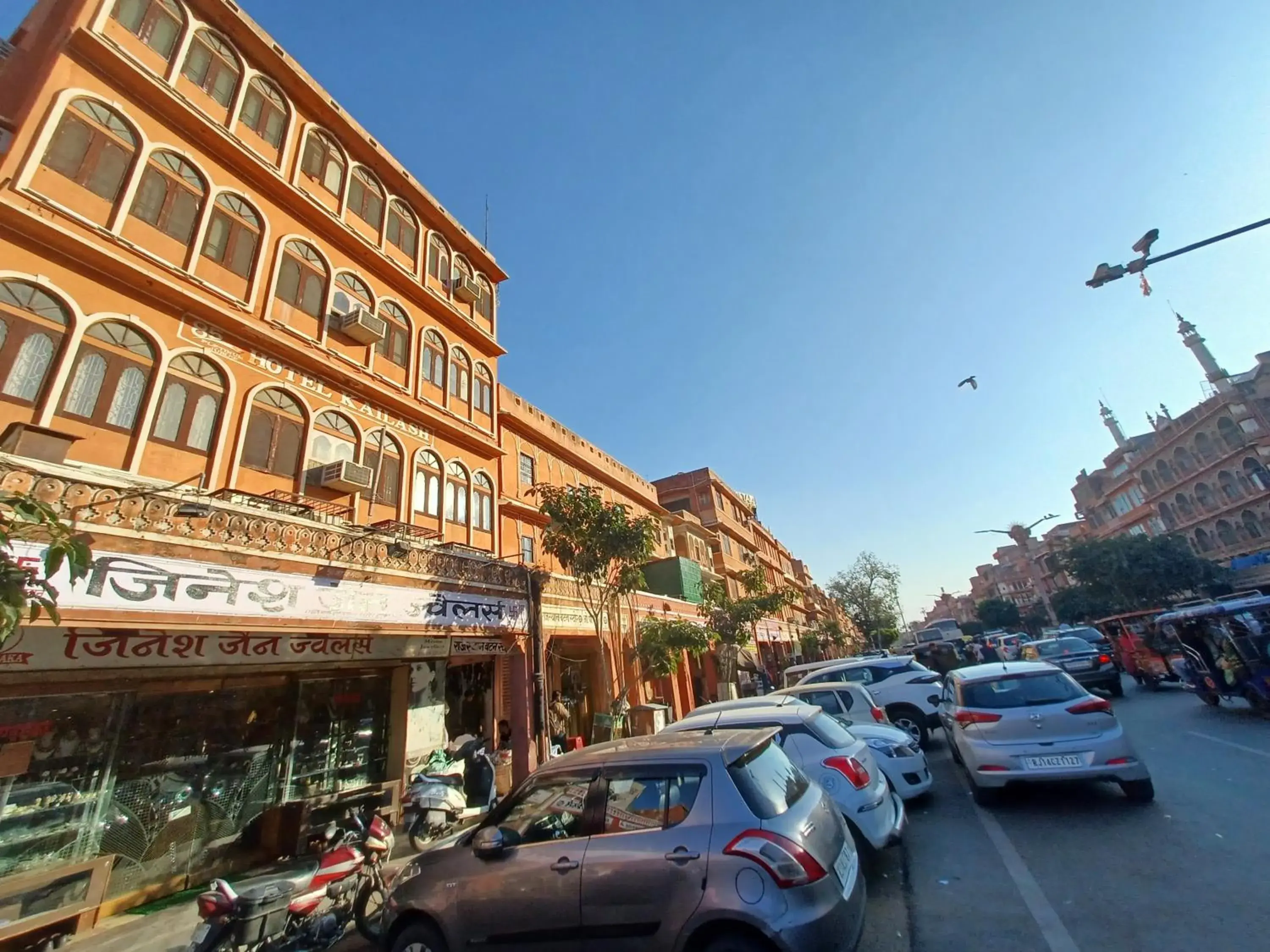 Property building in Kailash Hotel Property building in Kailash Hotel