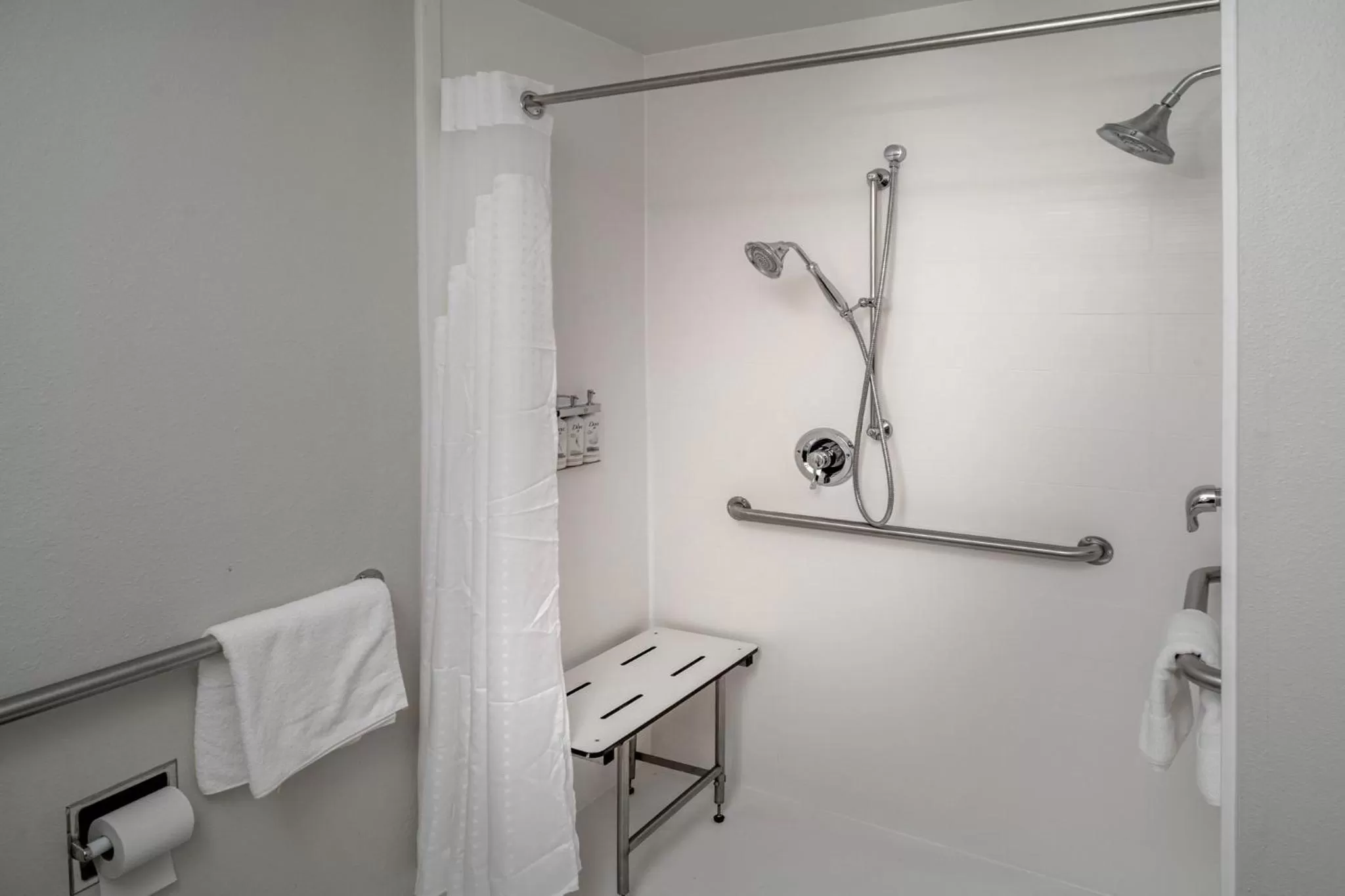 Bathroom in Holiday Inn Express - Charleston/Kanawha City by IHG