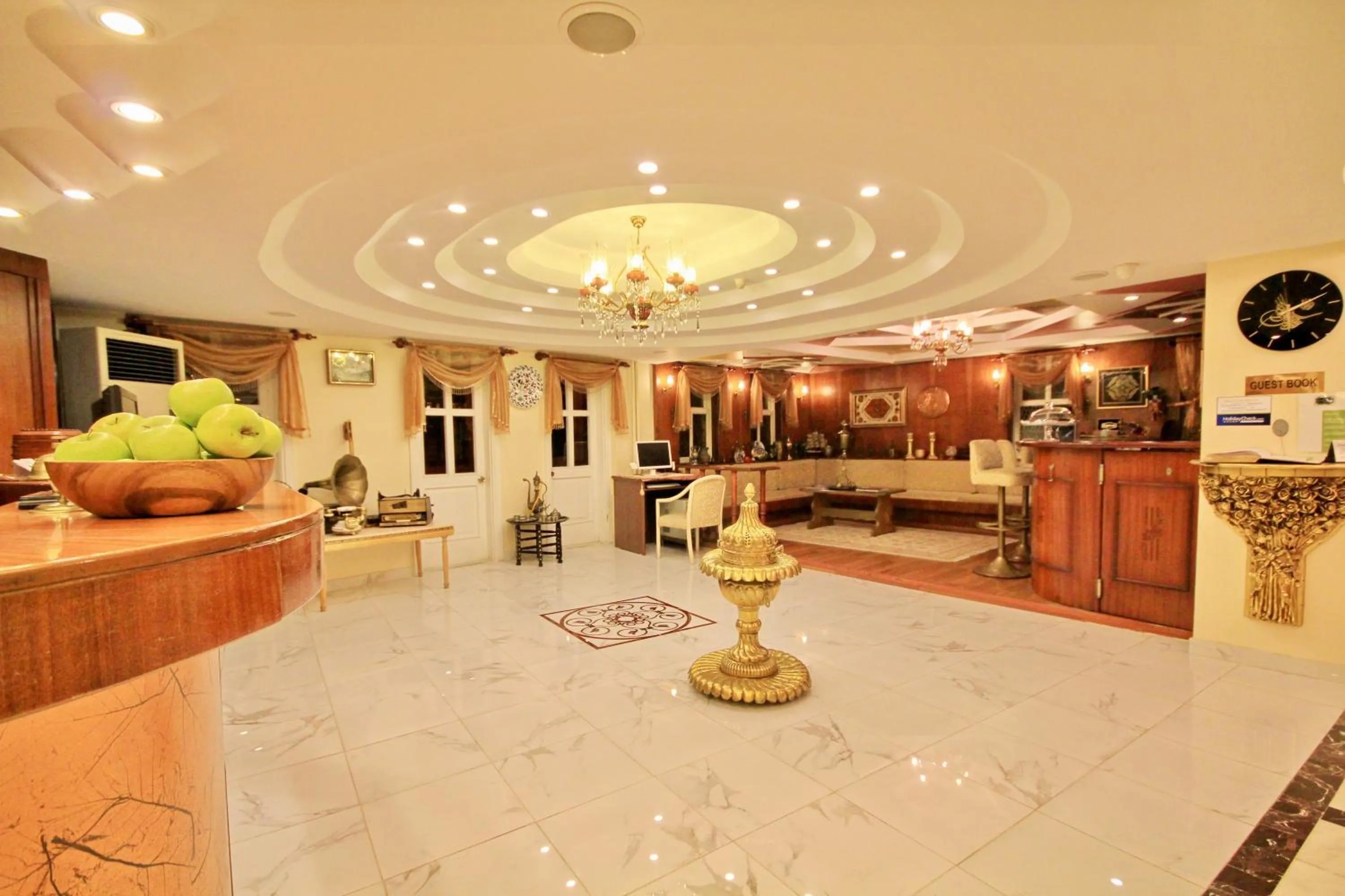 Lobby or reception in Hotel Historia-Special Category