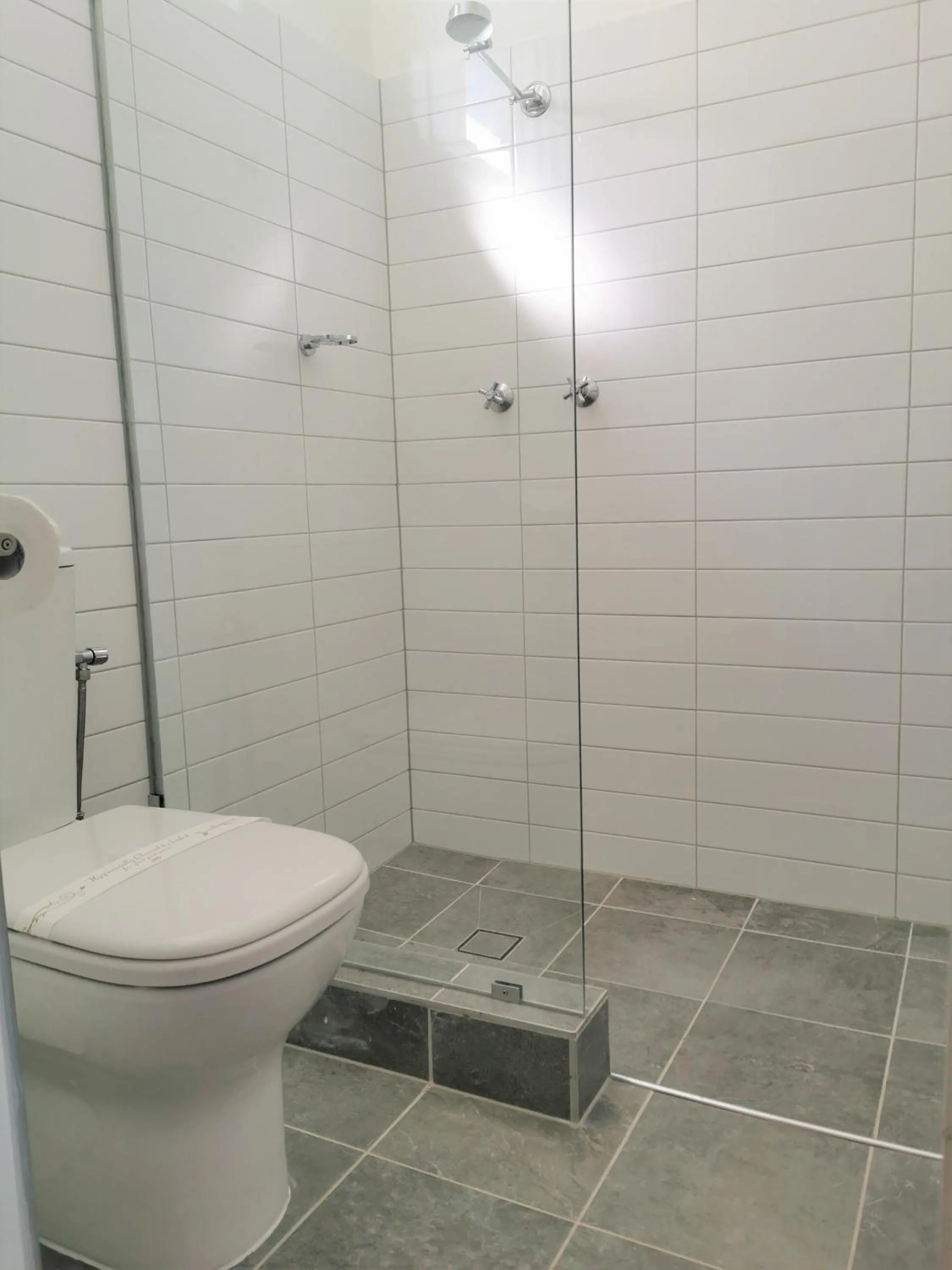 Bathroom in Bathurst Explorers Motel