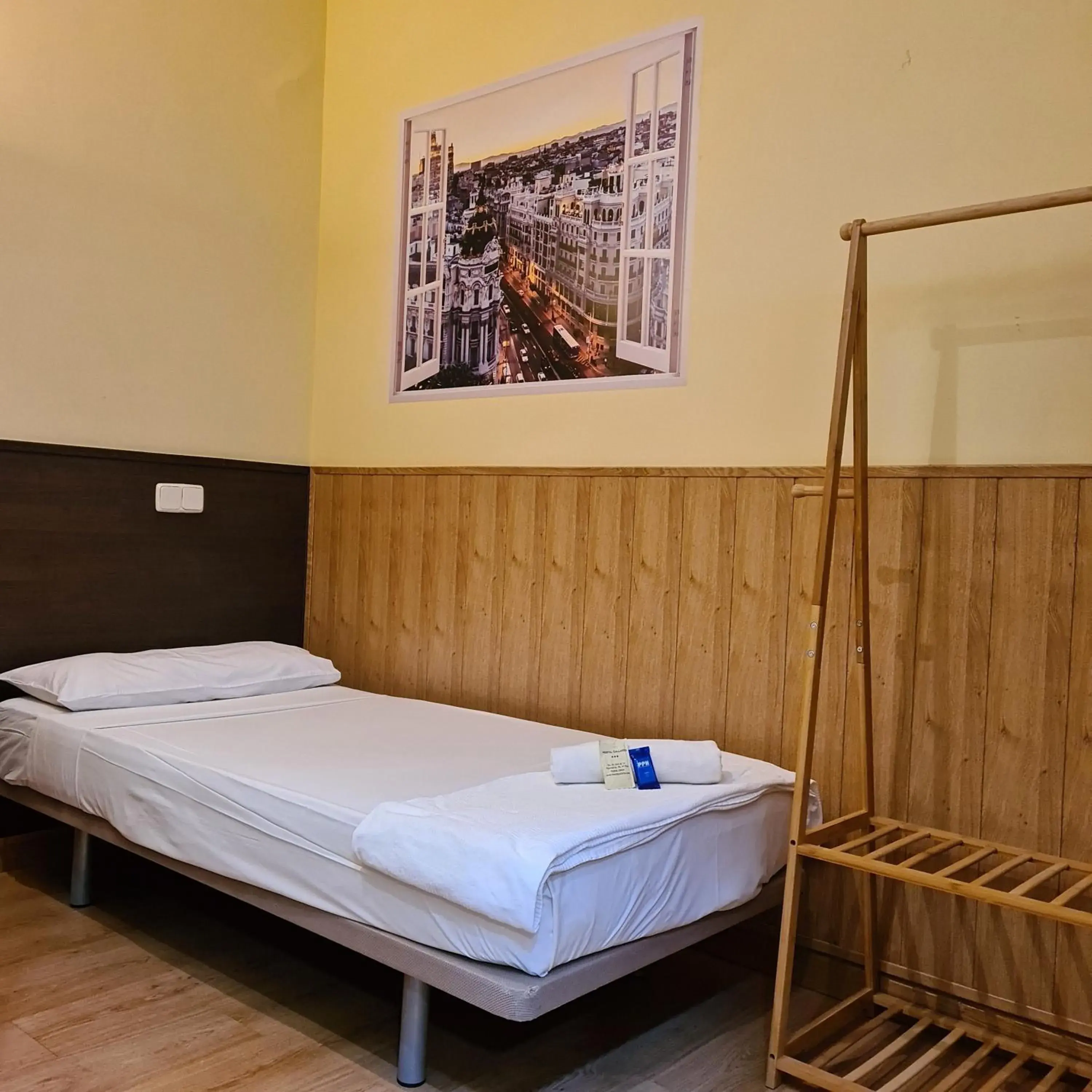 Bed in Hostal Oporto