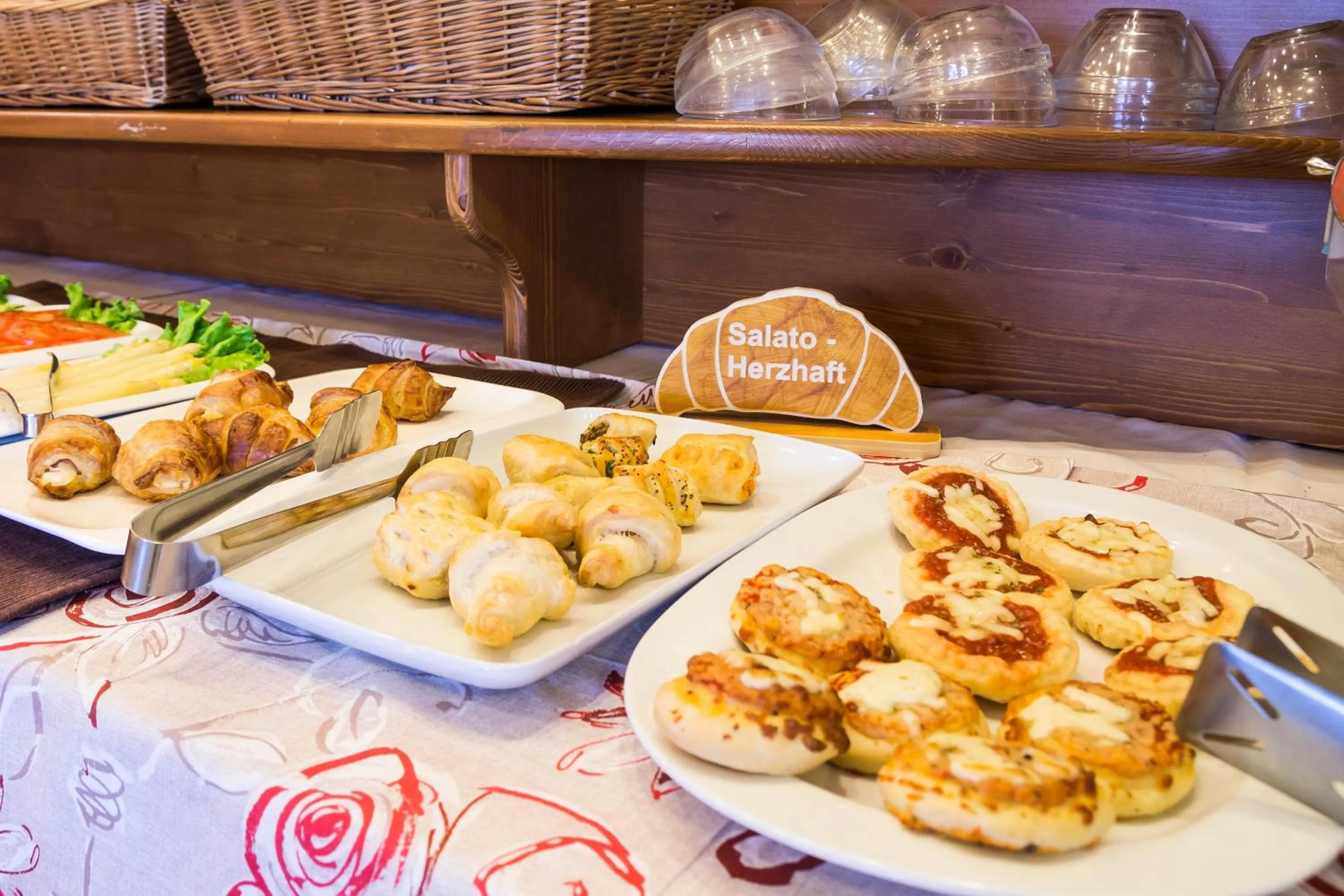 Food and drinks in Hotel Rabay