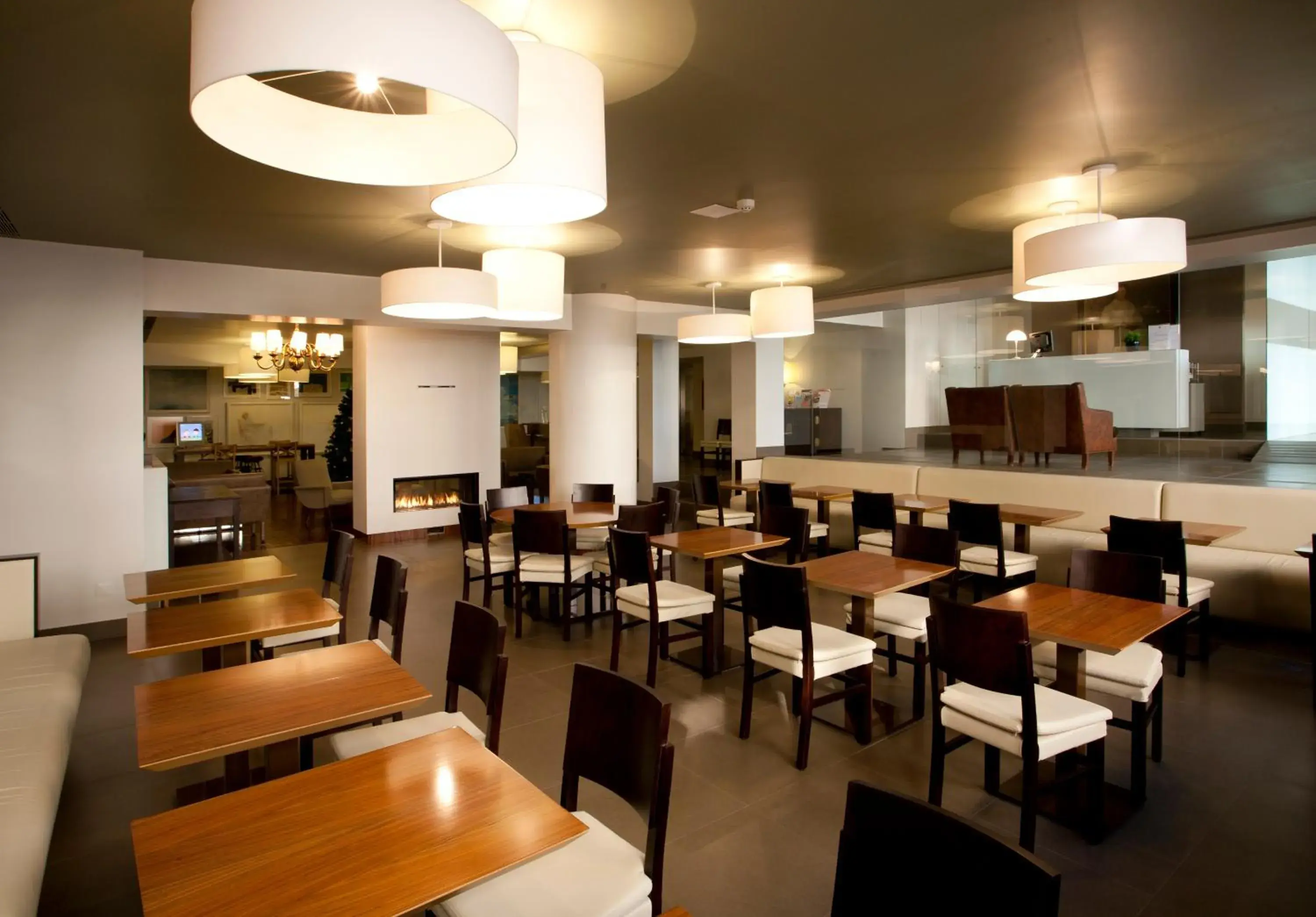 Lobby or reception, Restaurant/Places to Eat in Porto Antas Hotel