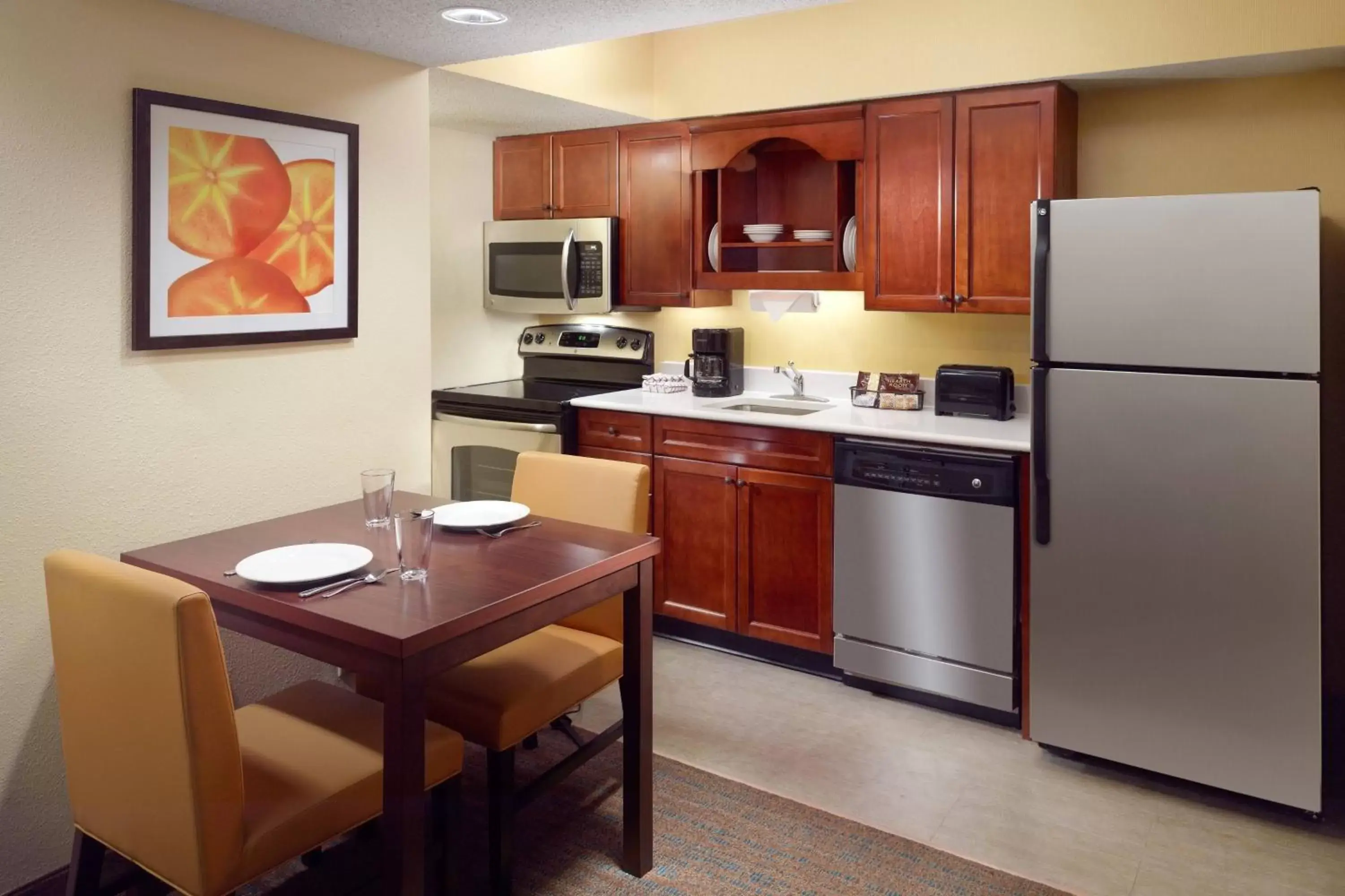 Kitchen or kitchenette, Kitchen/Kitchenette in Residence Inn by Marriott Nashville Airport