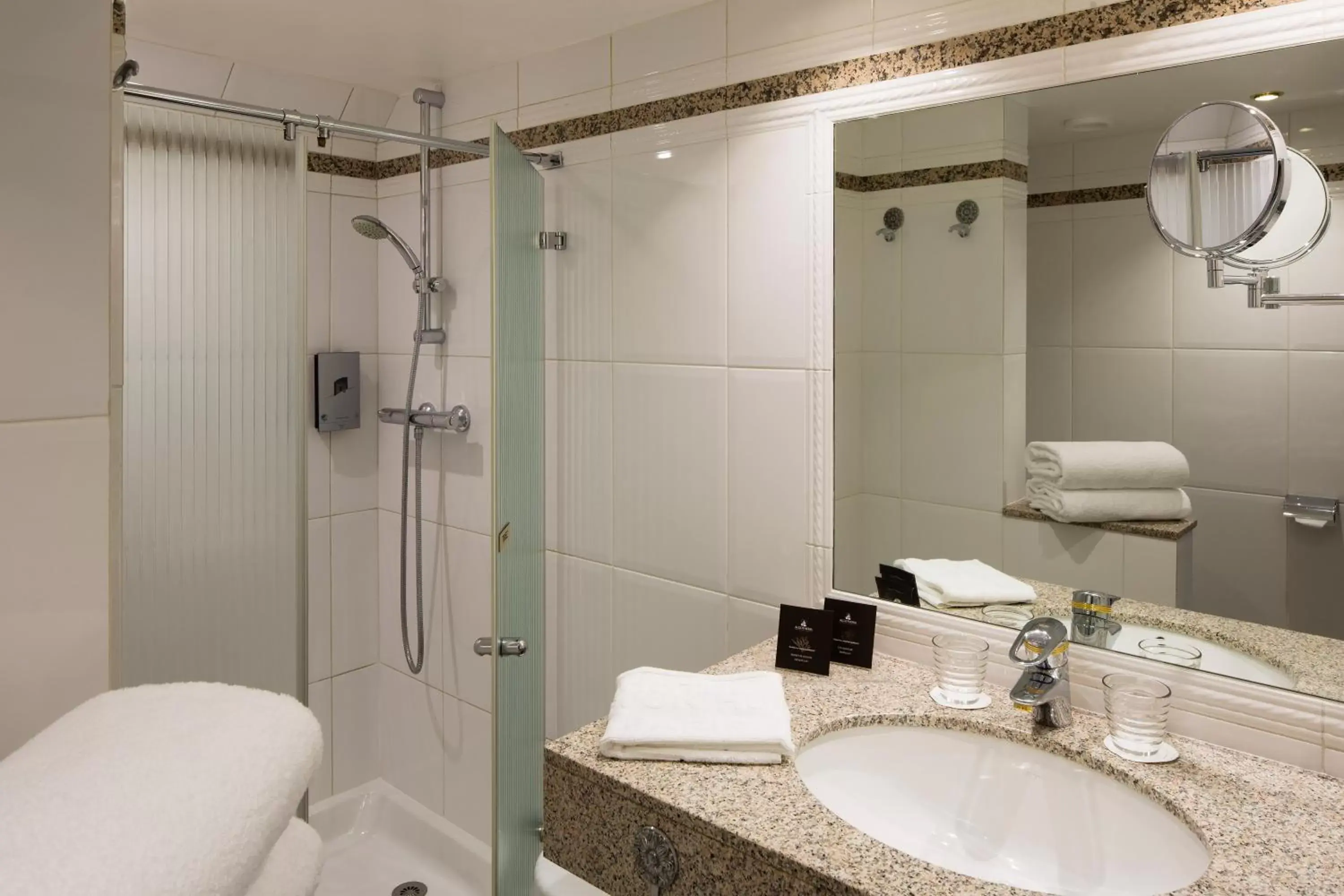 Shower, Bathroom in Hôtel Victor Hugo Paris Kléber