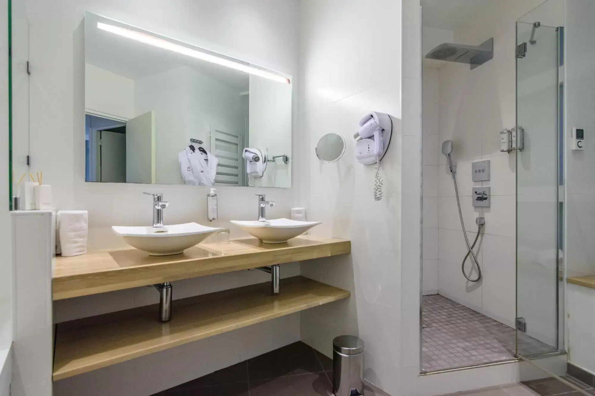 Bathroom in Saint Georges Hotel & Spa