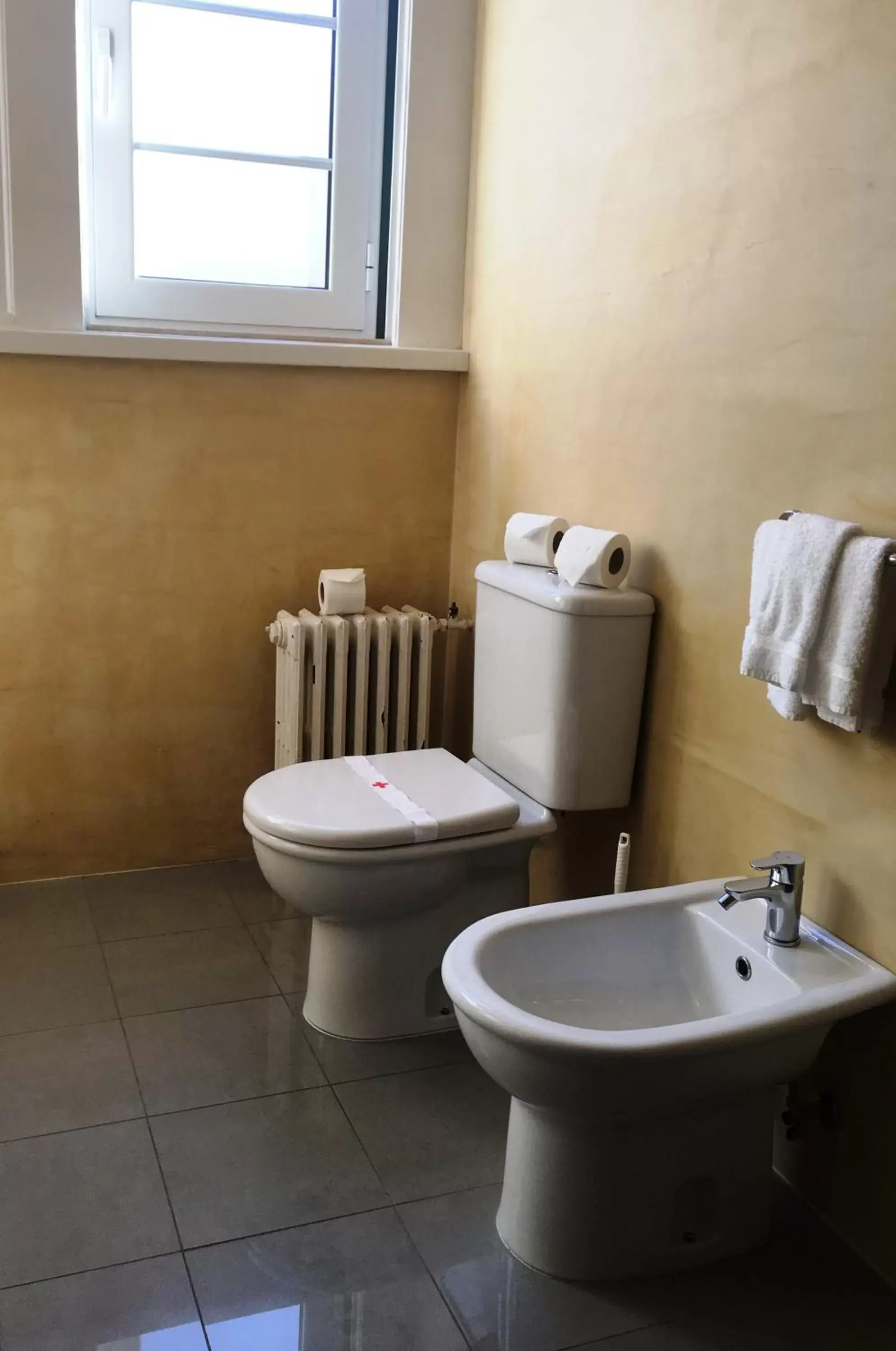 Bathroom in Hotel Miraparque