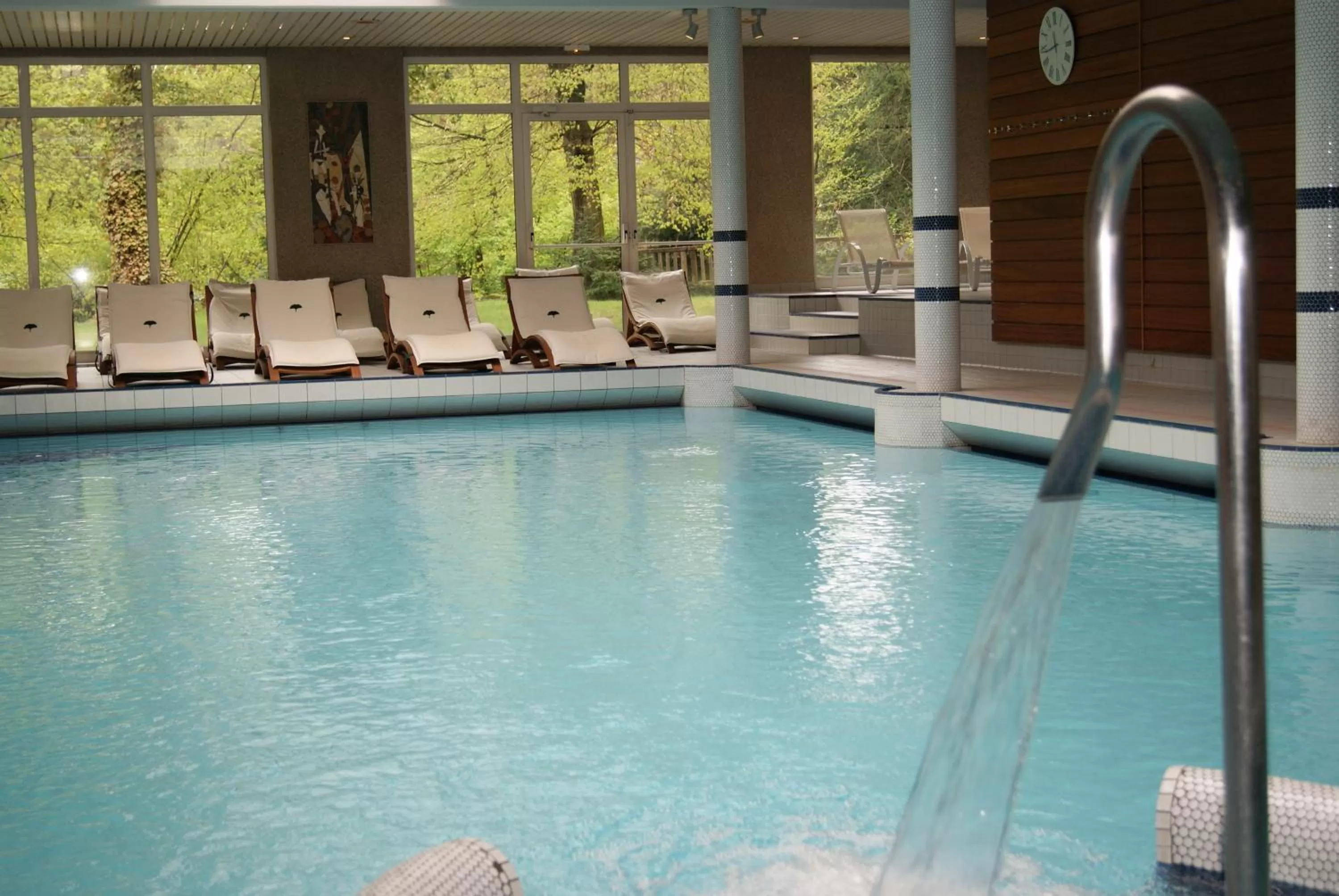 Swimming pool in Hotel Restaurant & Spa Verte Vallée