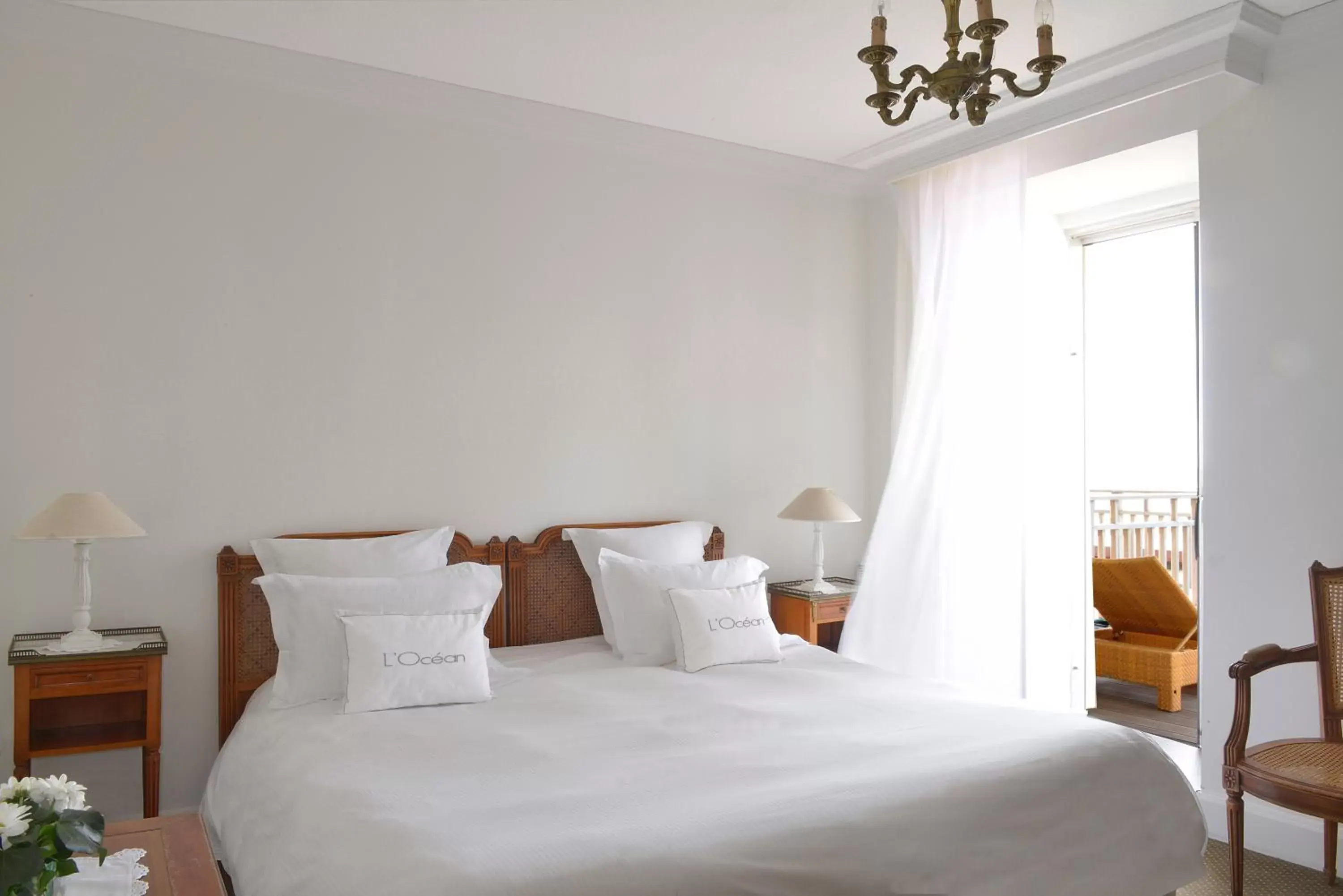 Bedroom, Bed in Grand Hotel de L'Océan