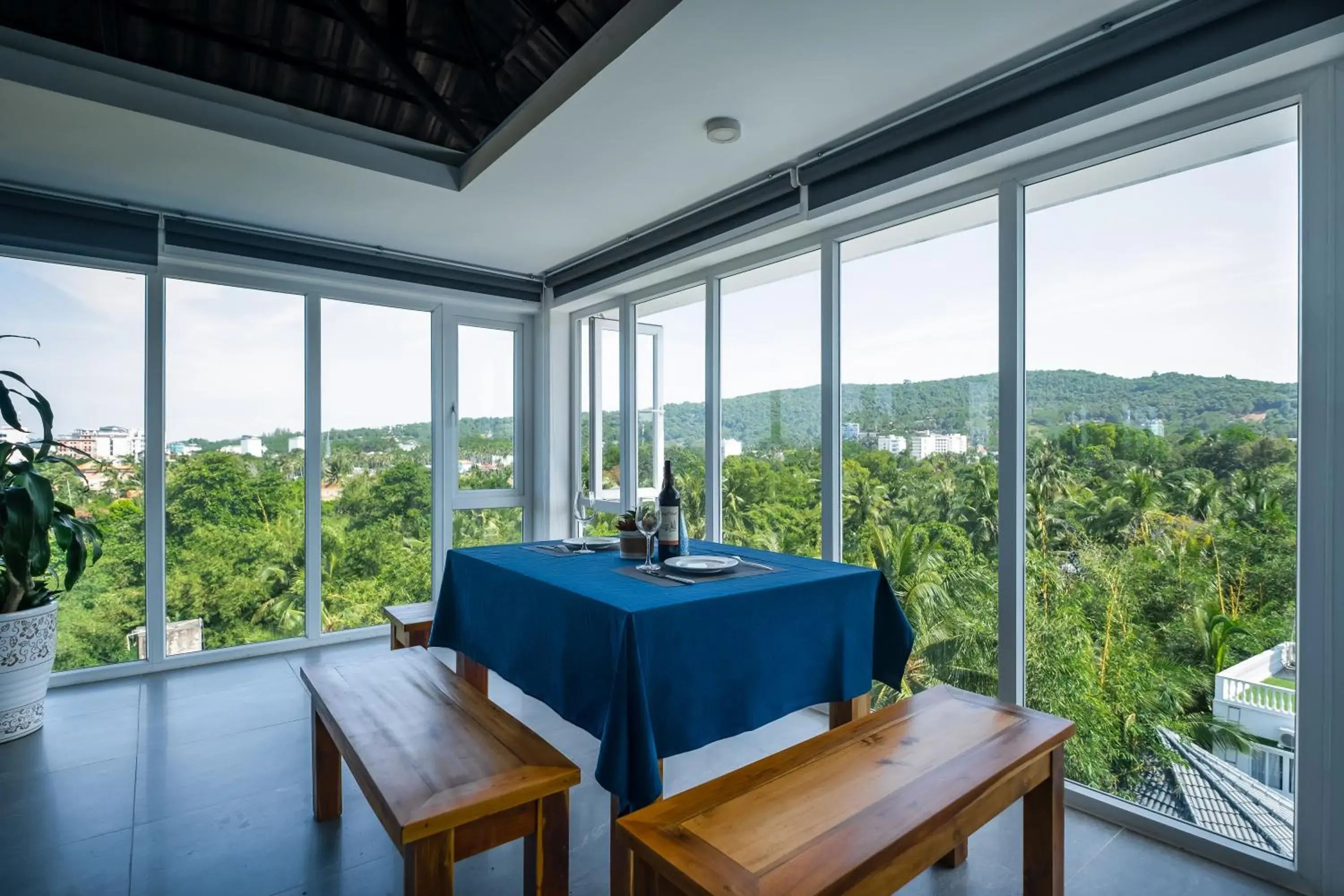 Restaurant/places to eat in Brenta Phu Quoc Hotel Restaurant/places to eat in Brenta Phu Quoc Hotel