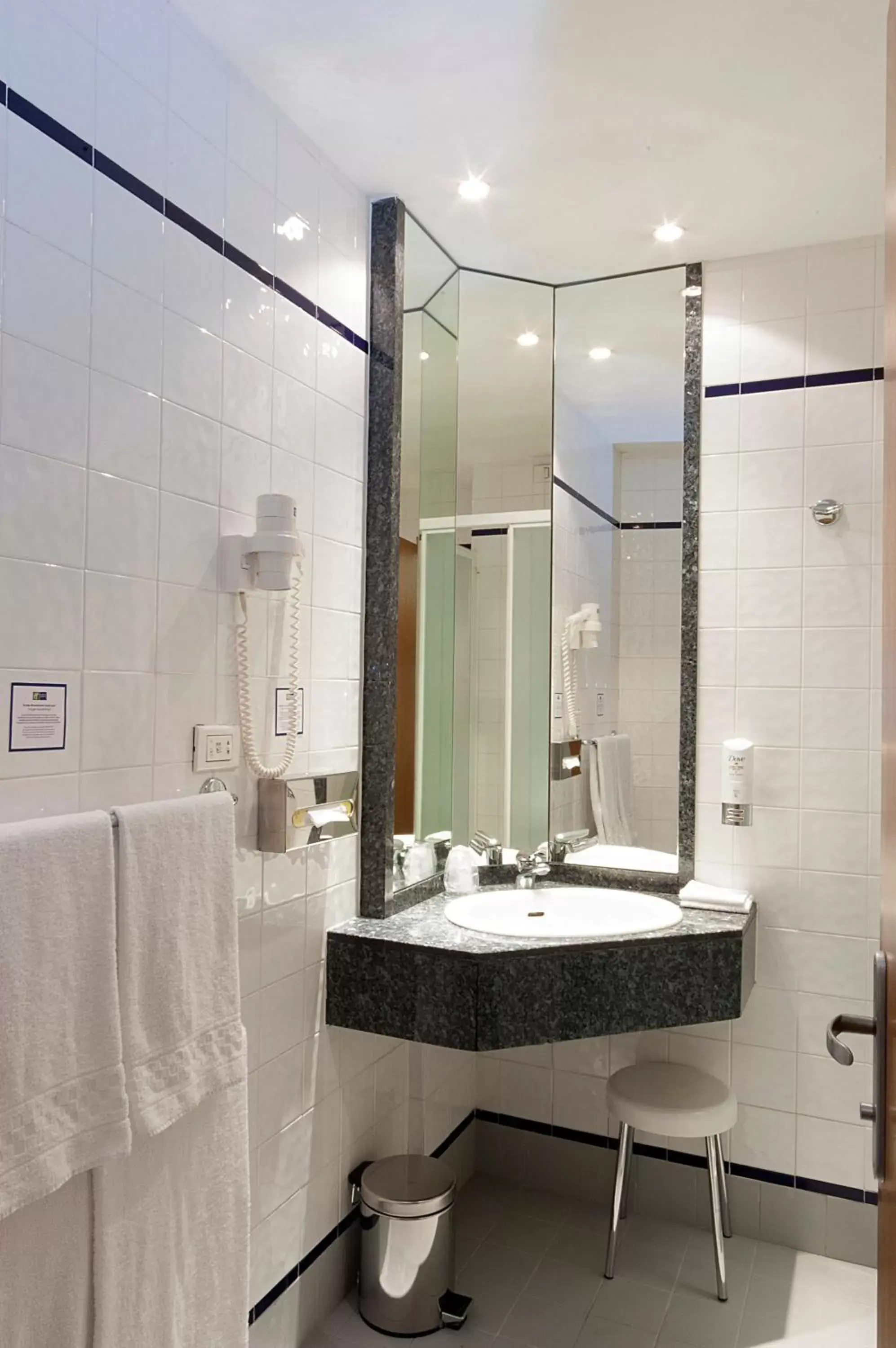 Bathroom in City Hotel & Suites
